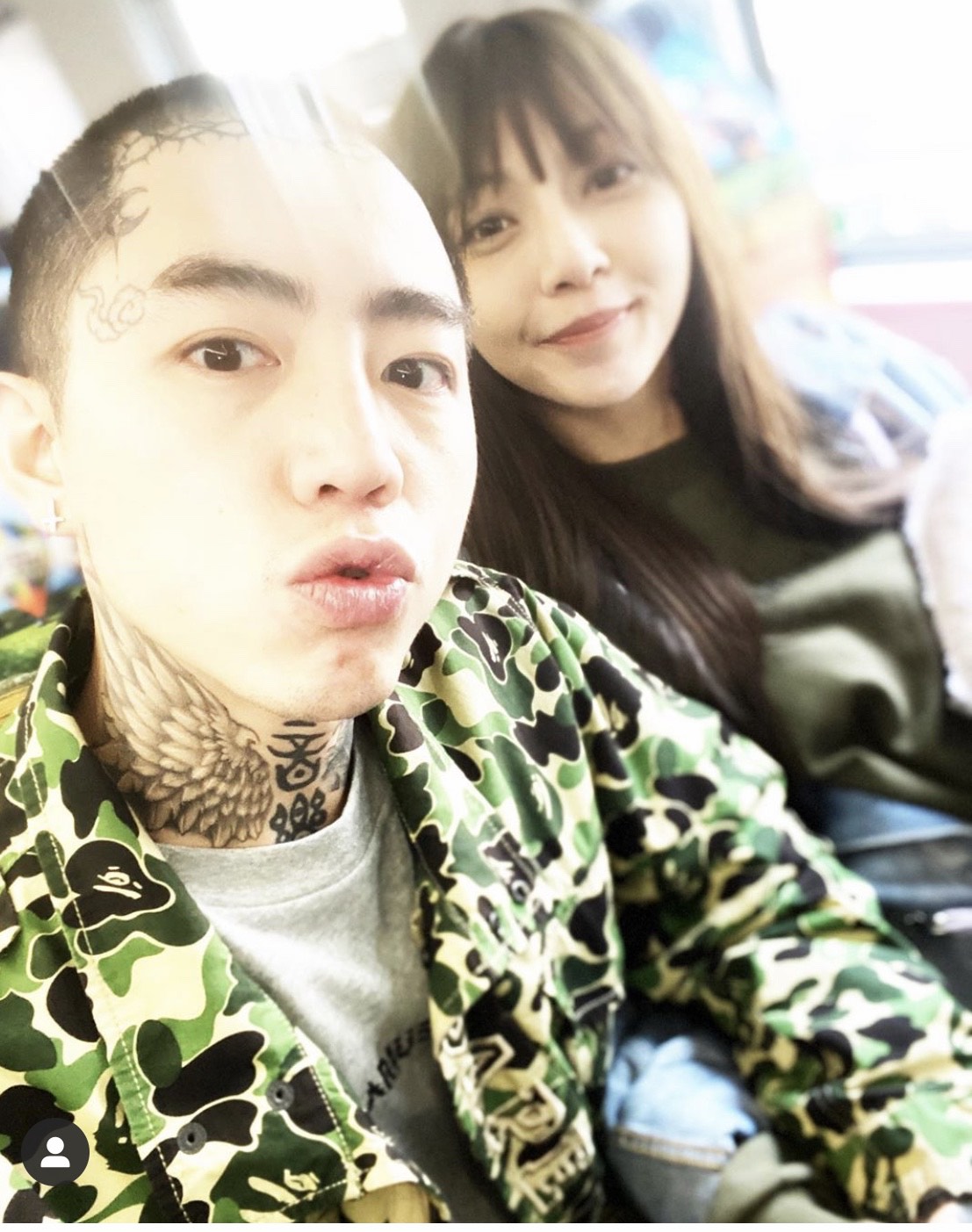 外界雖狂轟謝和弦與莉婭的不倫戀，但兩人完全不甩。（翻攝自謝和弦IG）