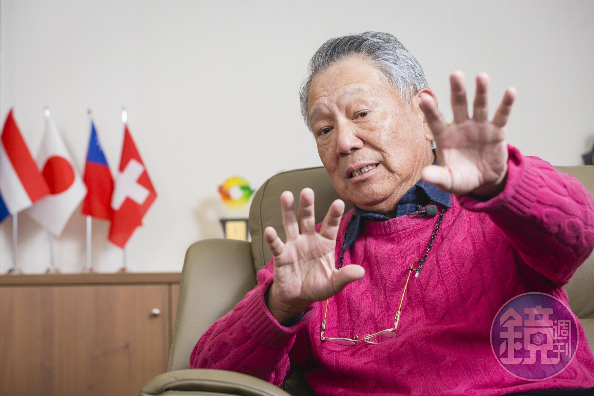 詹啟賢認為，「中國新增感染人數有向下的趨勢，3月底疫情有望落底，台灣也會緩和下來，但歐美等國才要開始。」