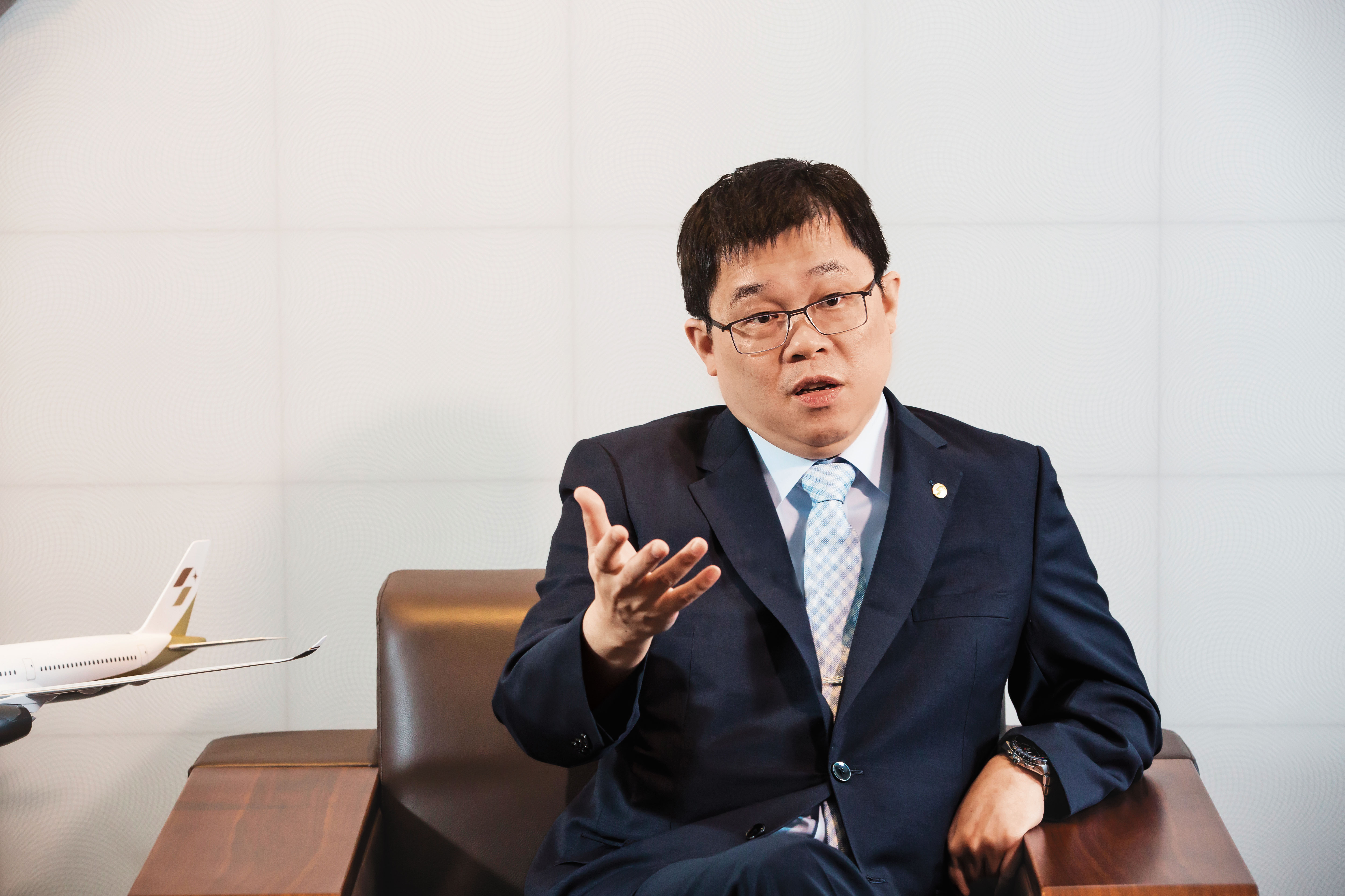 星宇航空董事長張國煒（圖）獲父親張榮發預立遺囑指定獨得所有遺產。