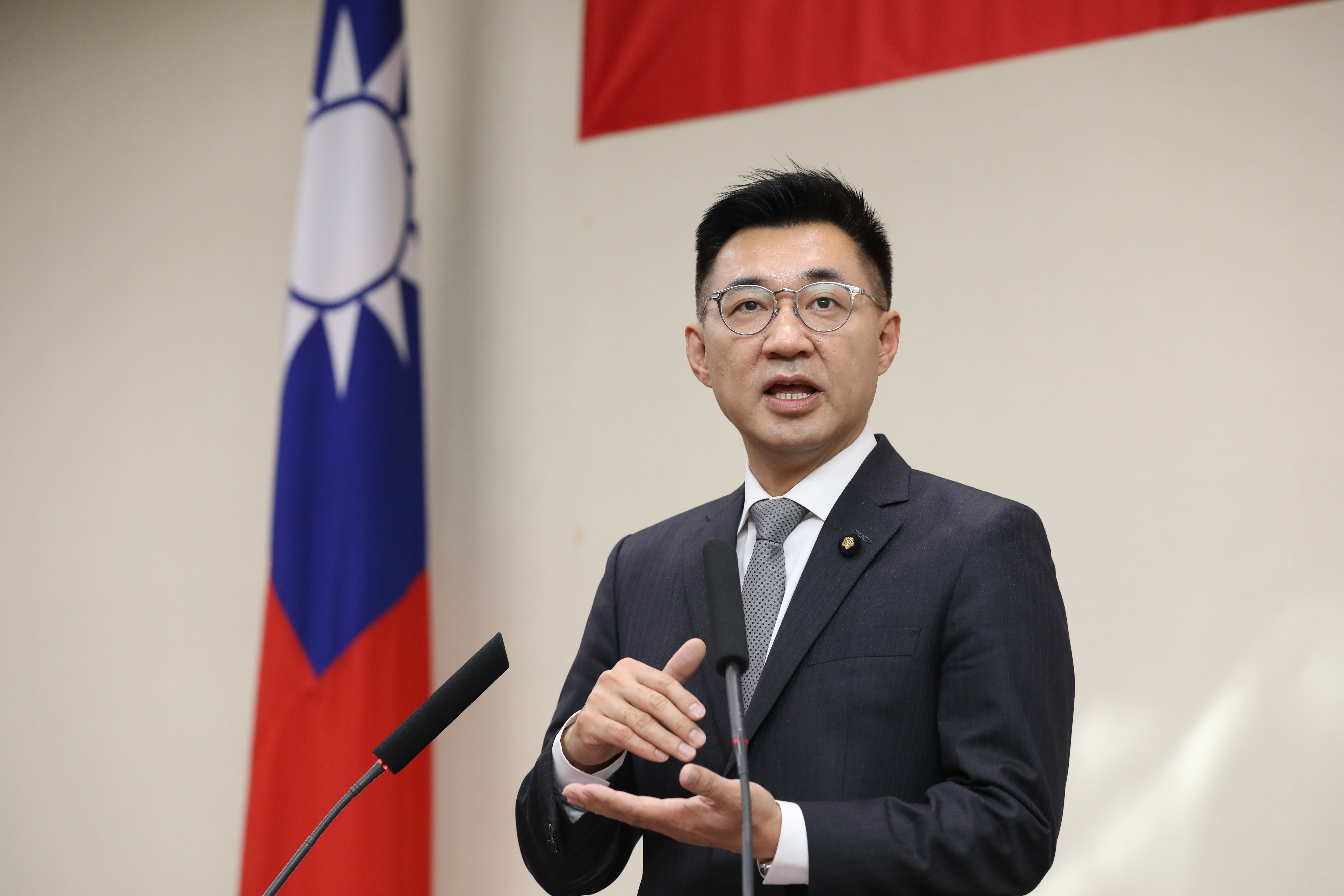 中國國民黨主席江啟臣對前主席洪秀柱表示：我是台灣人，也是中國人。本刊資料照。