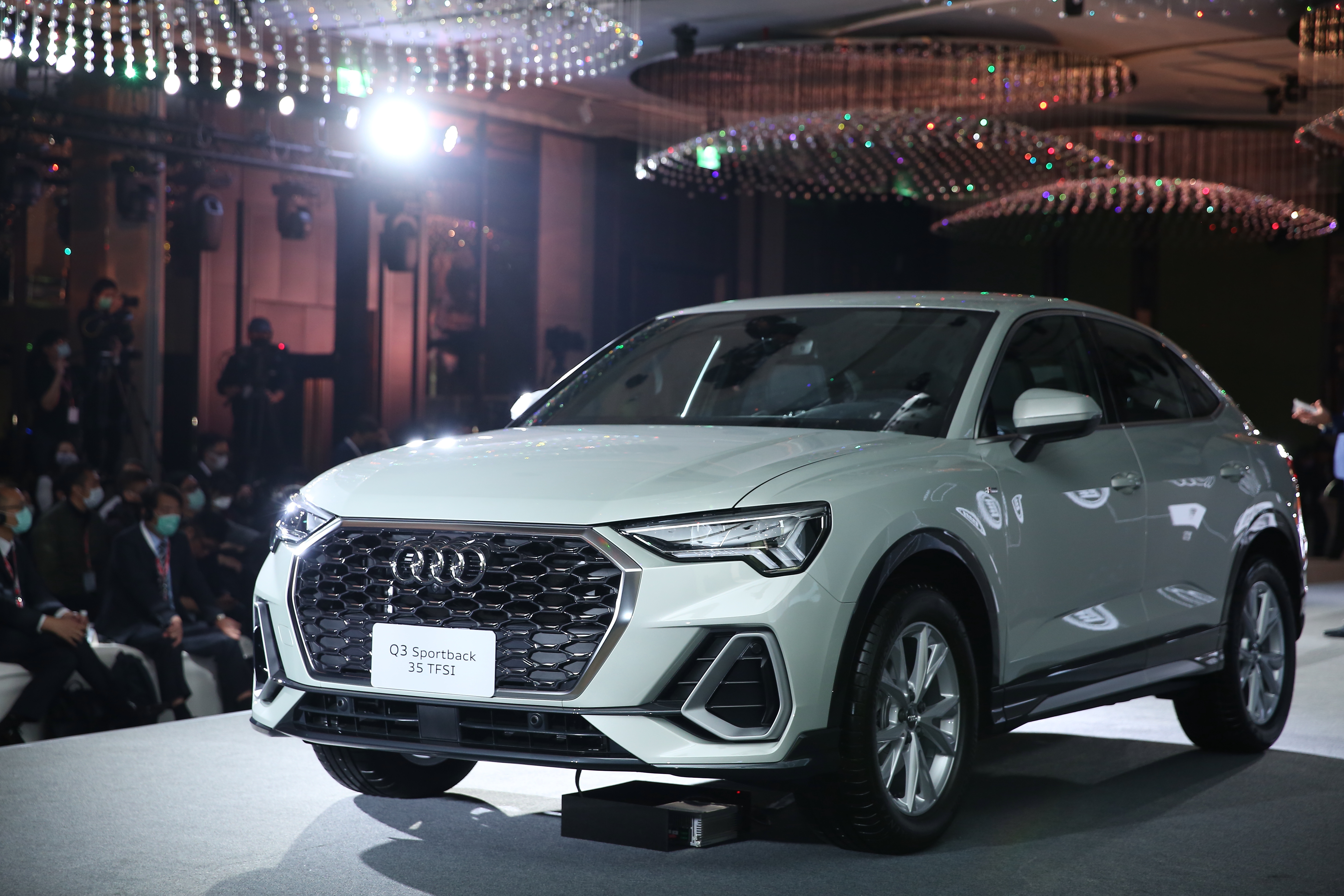台灣奧迪也宣布新擴展計畫，包括全新Audi Q3預售開跑。