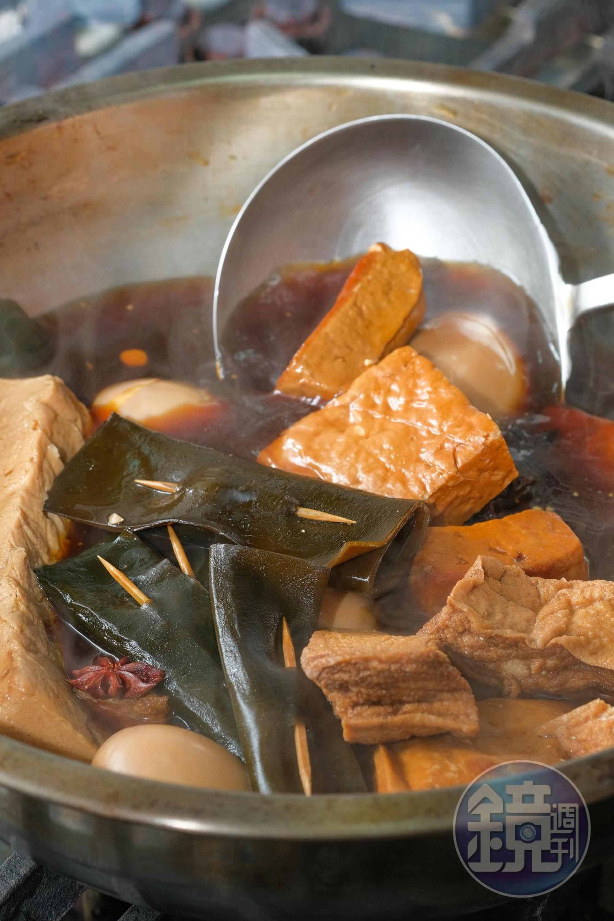 海帶、豆干以滷汁輕滷,不死鹹。
