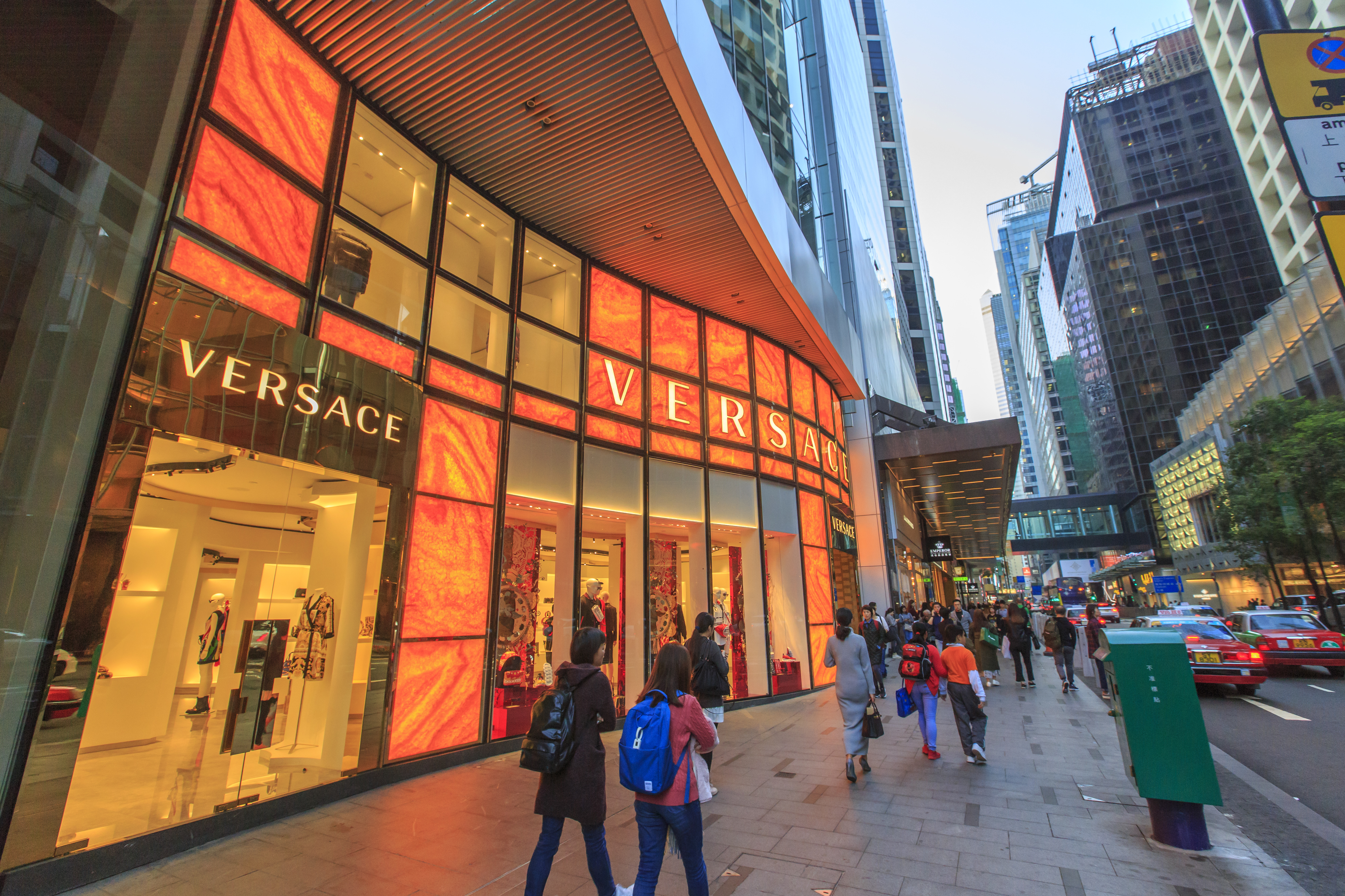 香港和日本大阪、新加坡並列全球生活成本最高的城市。本刊資料照。