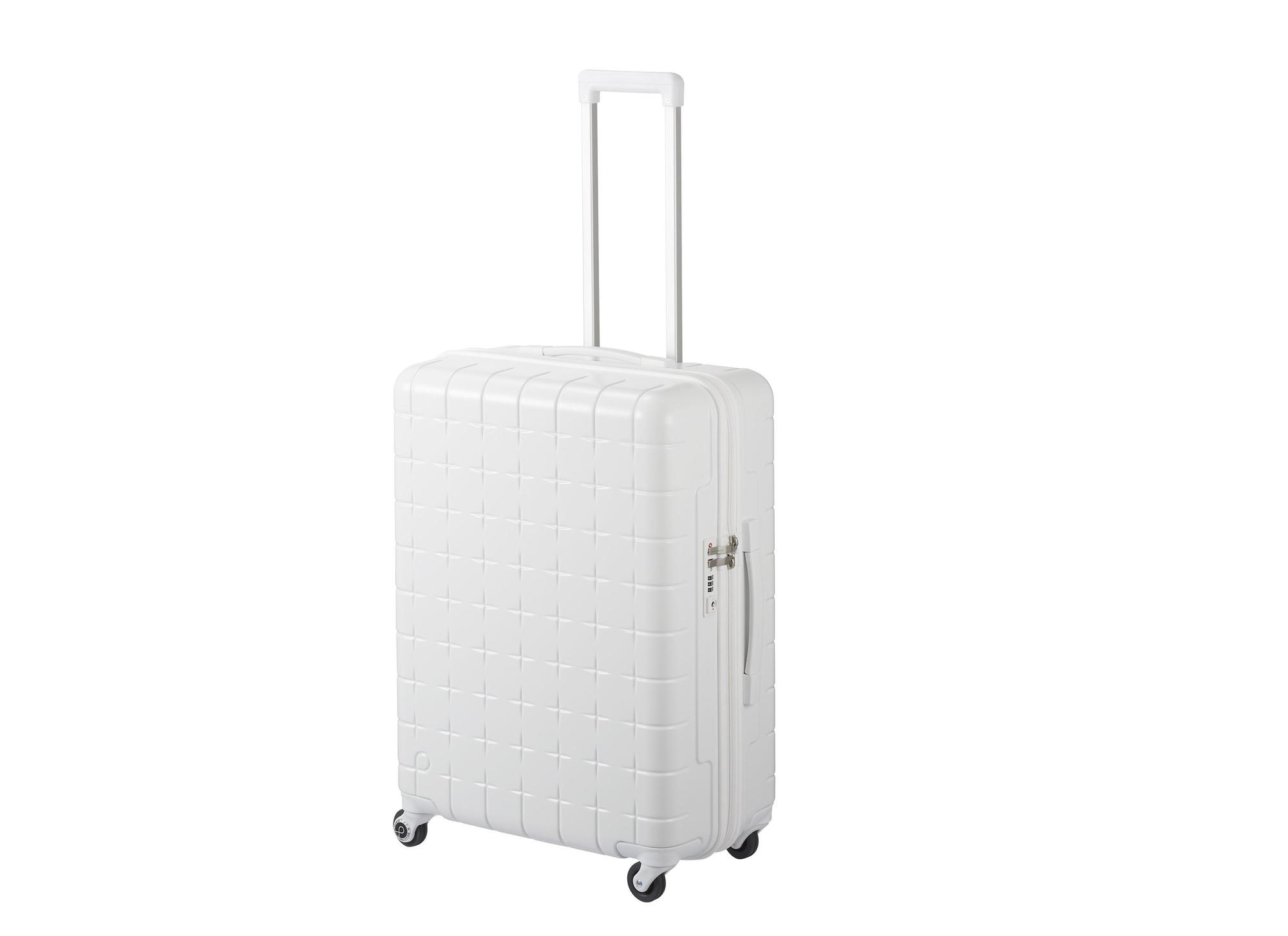 360T WHITE EDITION是抗菌、抗病毒、防臭3位1體的旅行箱,4種尺寸價格自NT$23,100起。(ACE BAGS & LUGGAGE提供)