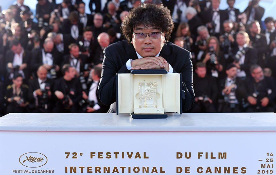 韓國導演去年奉俊昊以《寄生上流》拿下最高榮譽金棕櫚獎。(翻攝自Festival de Cannes官方粉絲頁)