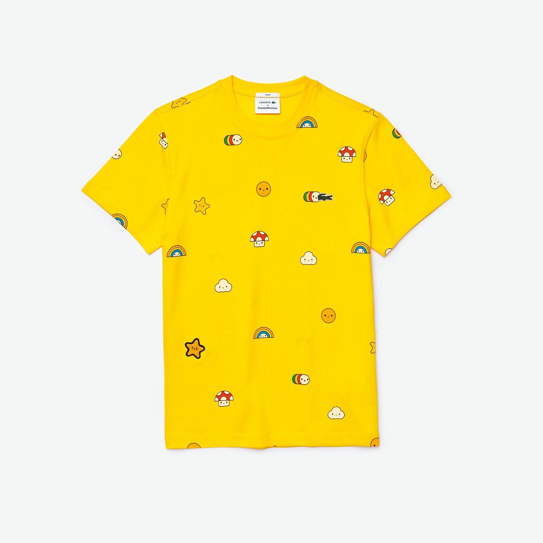 LACOSTE X FriendsWithYou黃色圓領T,NT$3,180。(LACOSTE提供)