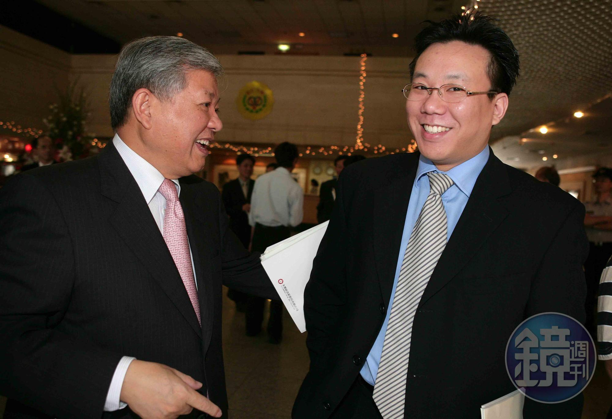 永豐金今年改選董監事,何家人全面退出董事會。左為何壽川,右為何奕達。(本刊資料照)
