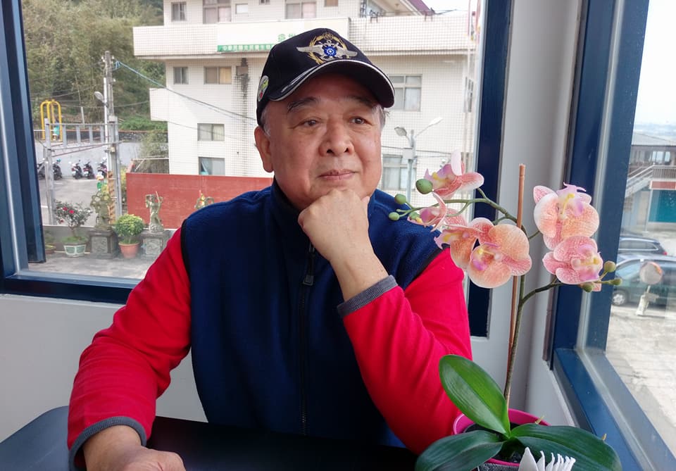 對於中國軍機頻繞台，吳斯懷認為國防部需釐清「繞過周邊空域」或「侵犯領空」的差別。（翻攝吳斯懷臉書）