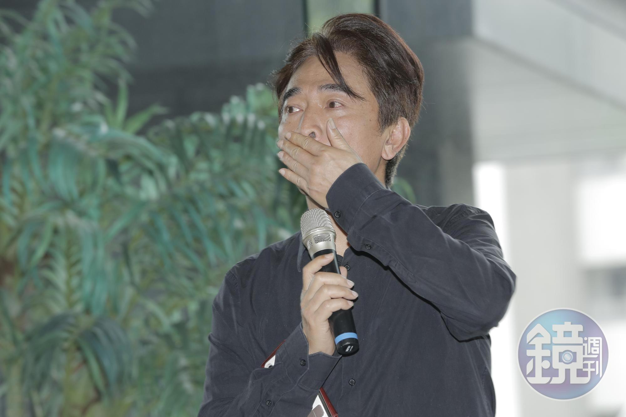 吳宗憲替辛龍代為發言,話說到一半眼紅哽咽。