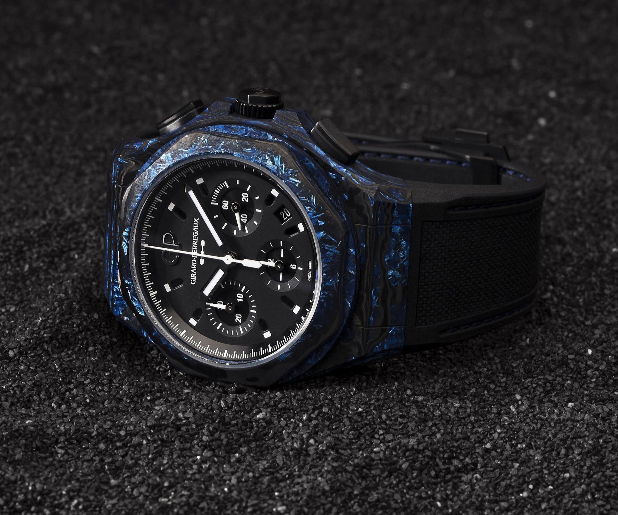 Laureato Absolute Rock腕錶，獨特的玻璃碳材質帶來新的視覺效果，全球限量100只，定價NT$475,000。