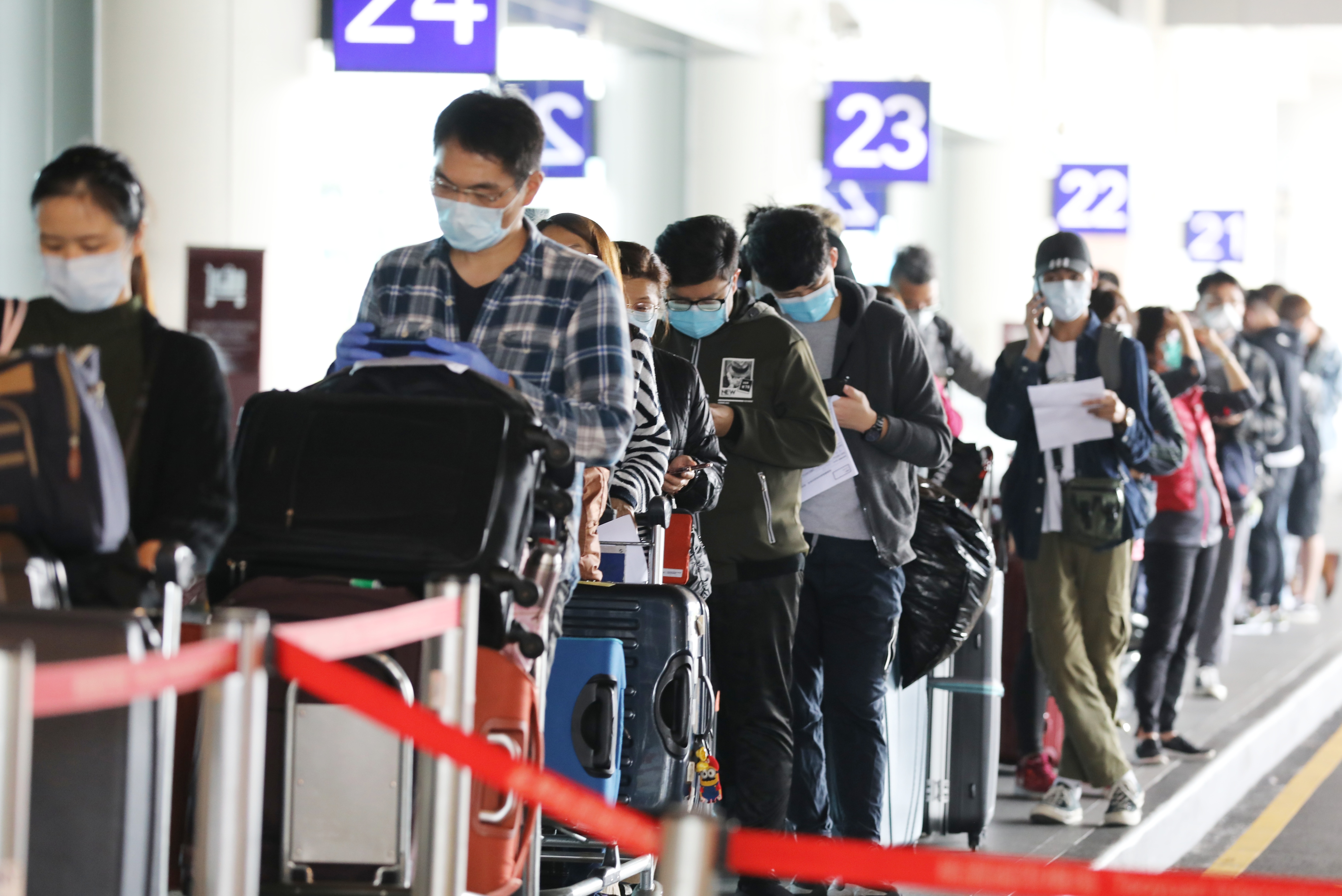 陳時中呼籲入境旅客能誠實通報，「不會因為吃藥處分，但會因為不實通報處分」；圖為機場示意圖，非當事人。