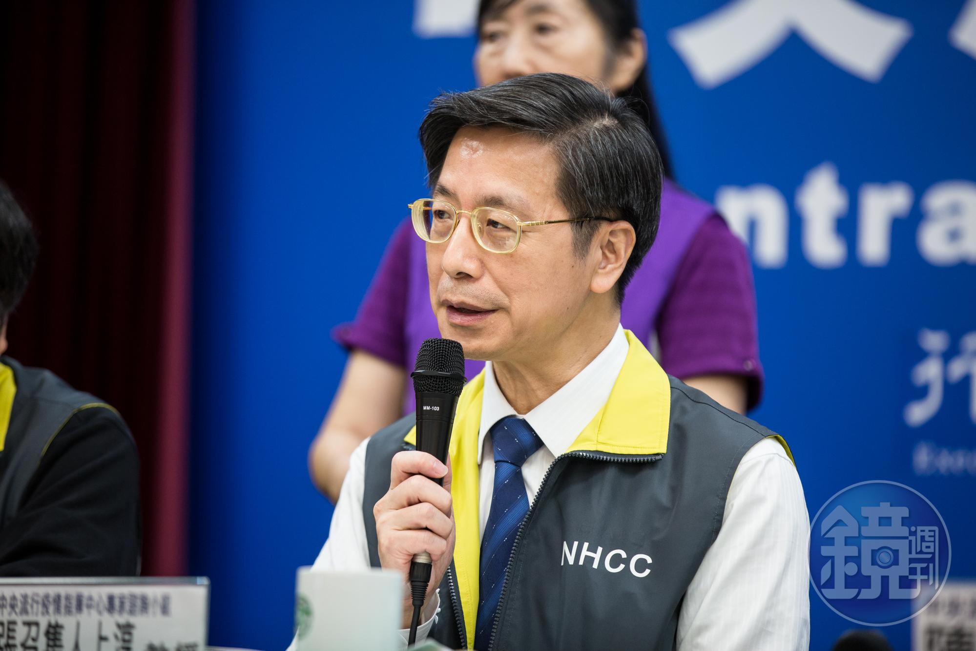 中央流行疫情指揮中心召集人張上淳（圖）的小兒子被人爆料，在防疫期間竟赴美看NBA，更在臉書上高調打卡，引發外界觀感不佳。（本刊資料照）