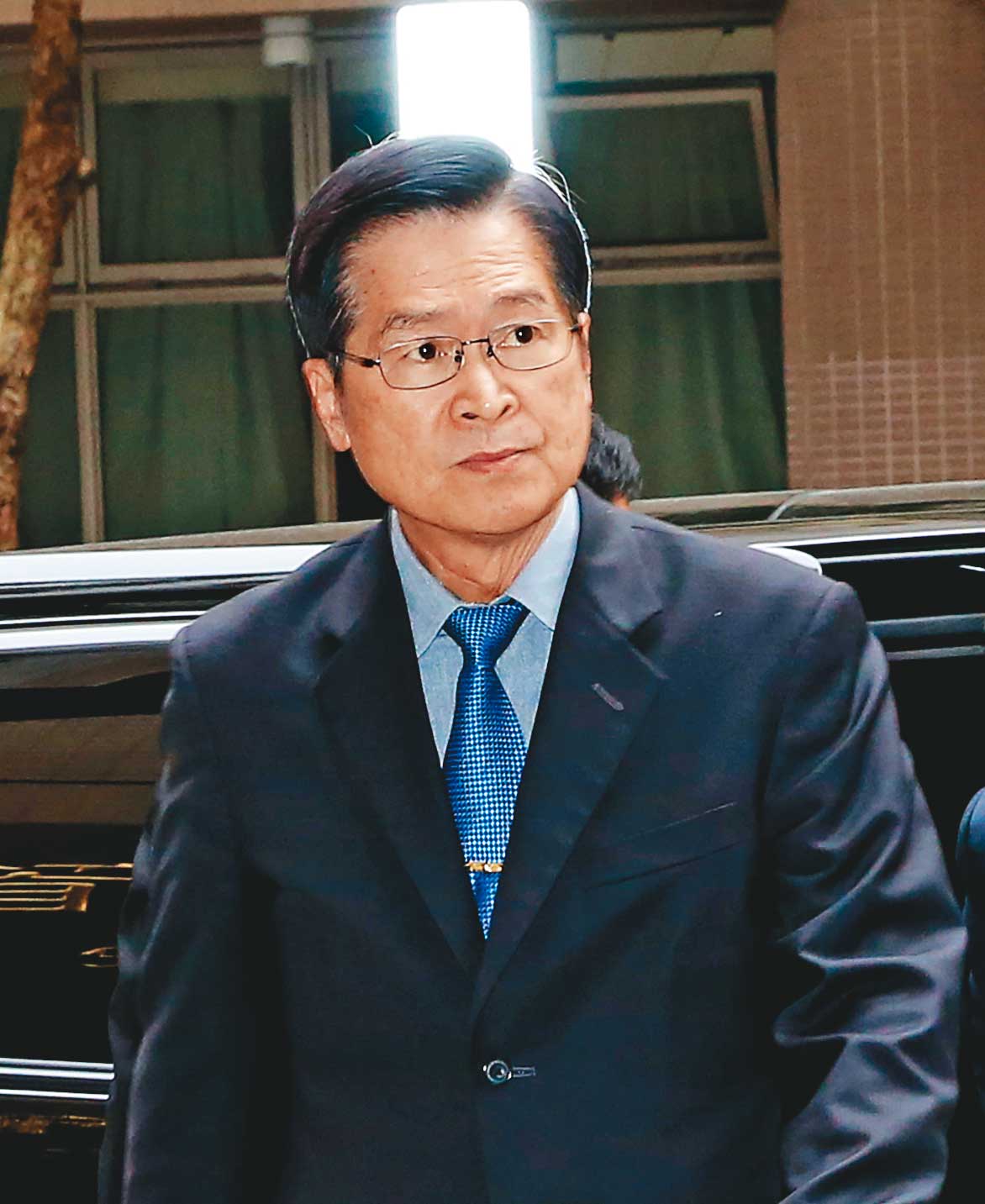 國防部長嚴德發去年曾表示要嚴查空軍弊端,但至今沒下文。