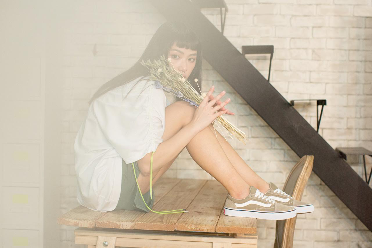 VANS本季推出奶茶色的OLD SKOOL，勢必又將掀起一股搶購風潮。（FRUITION提供）