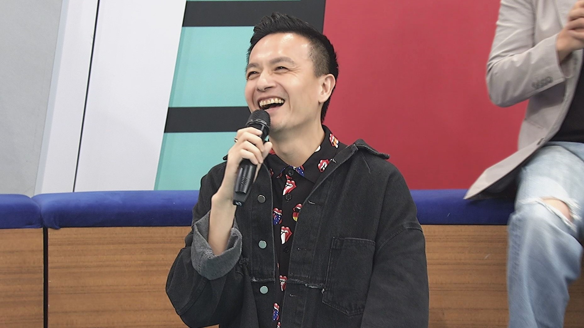 小鐘遭好友指控沒義氣。（中天提供）