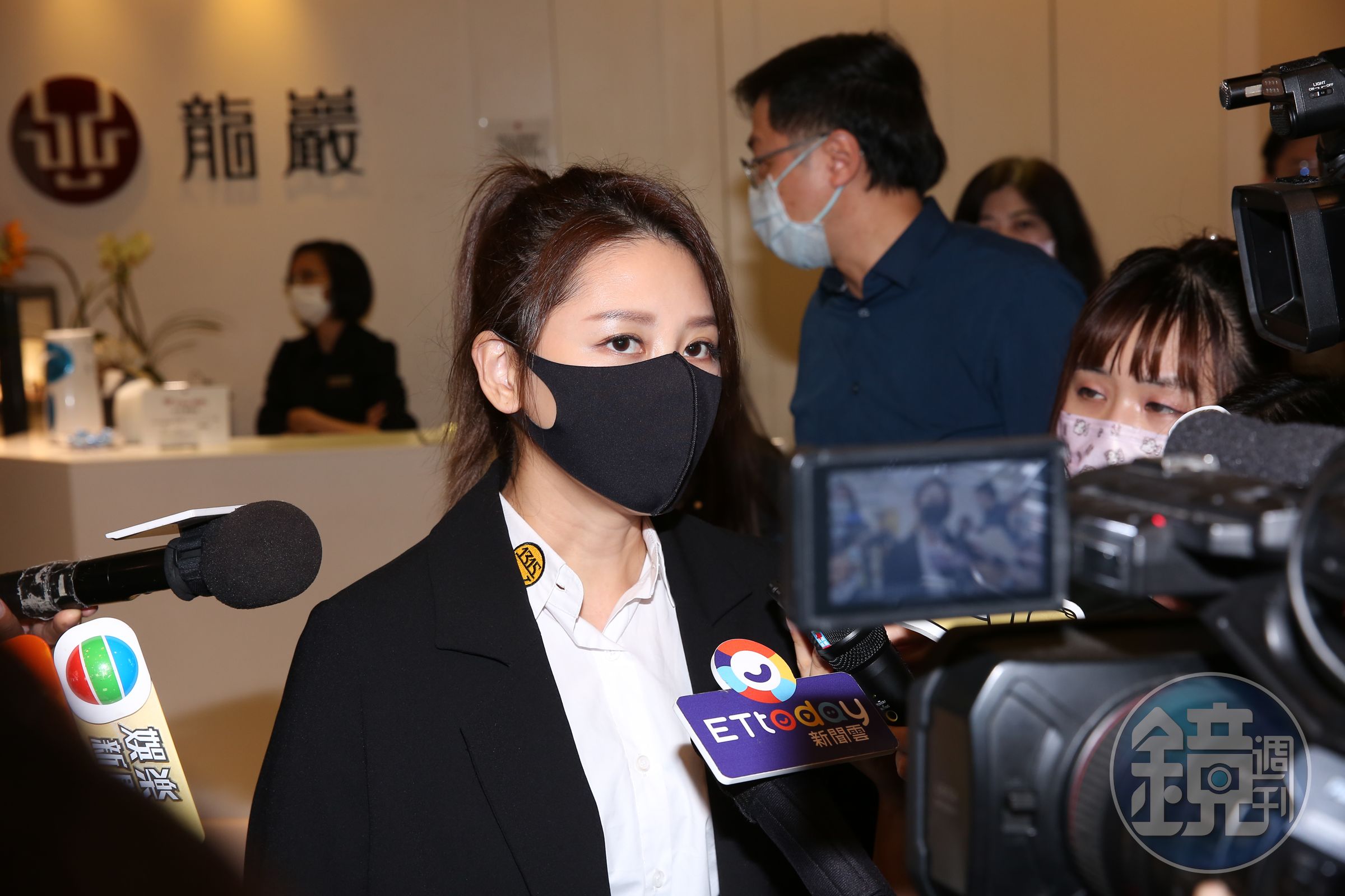 嚴立婷談到辛龍情況，嘆氣表示並不好。