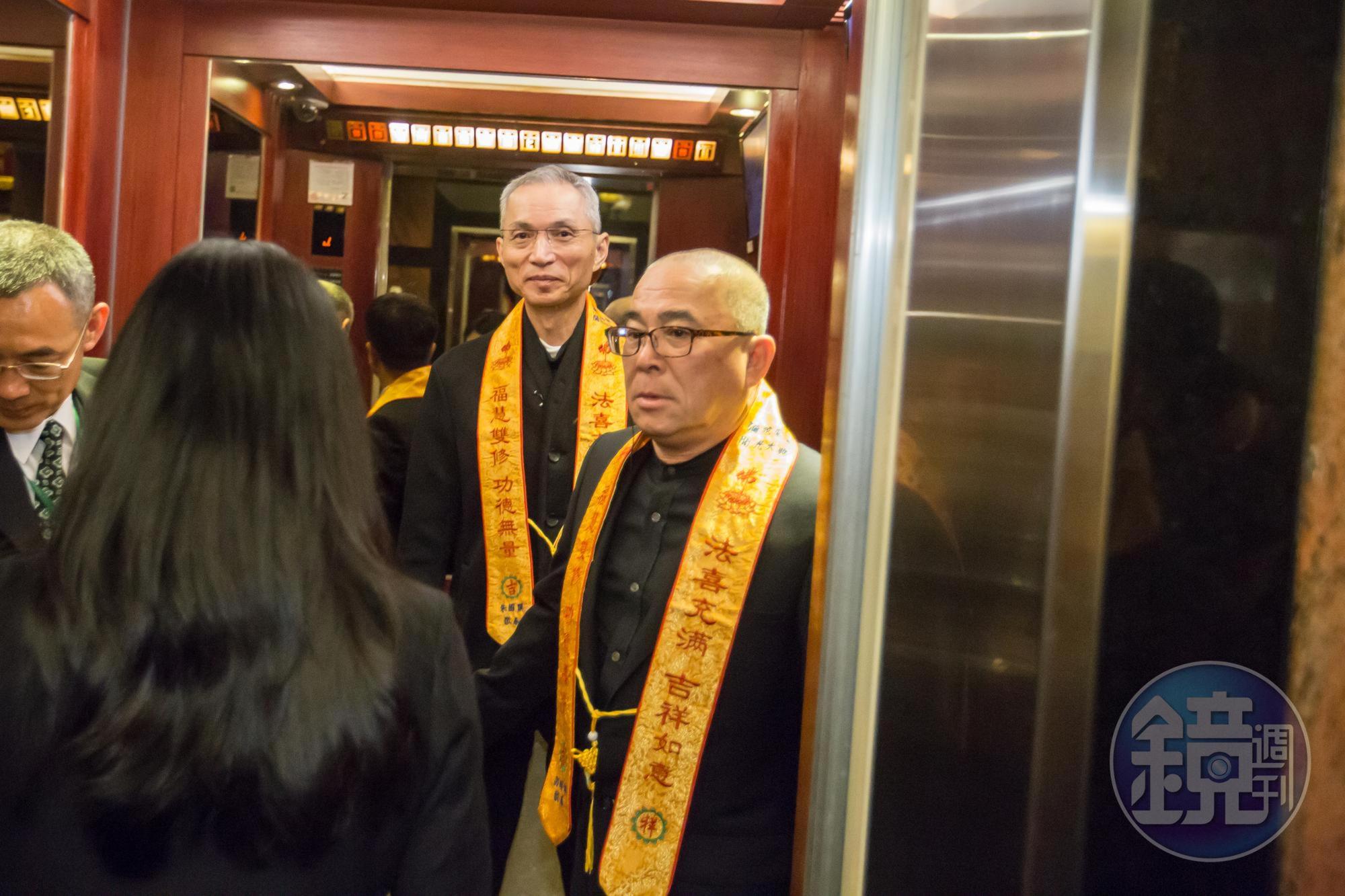 龍邦幕後老闆、國寶集團總裁朱國榮對泰山當權派心生不滿，想要搶下泰山經營權。