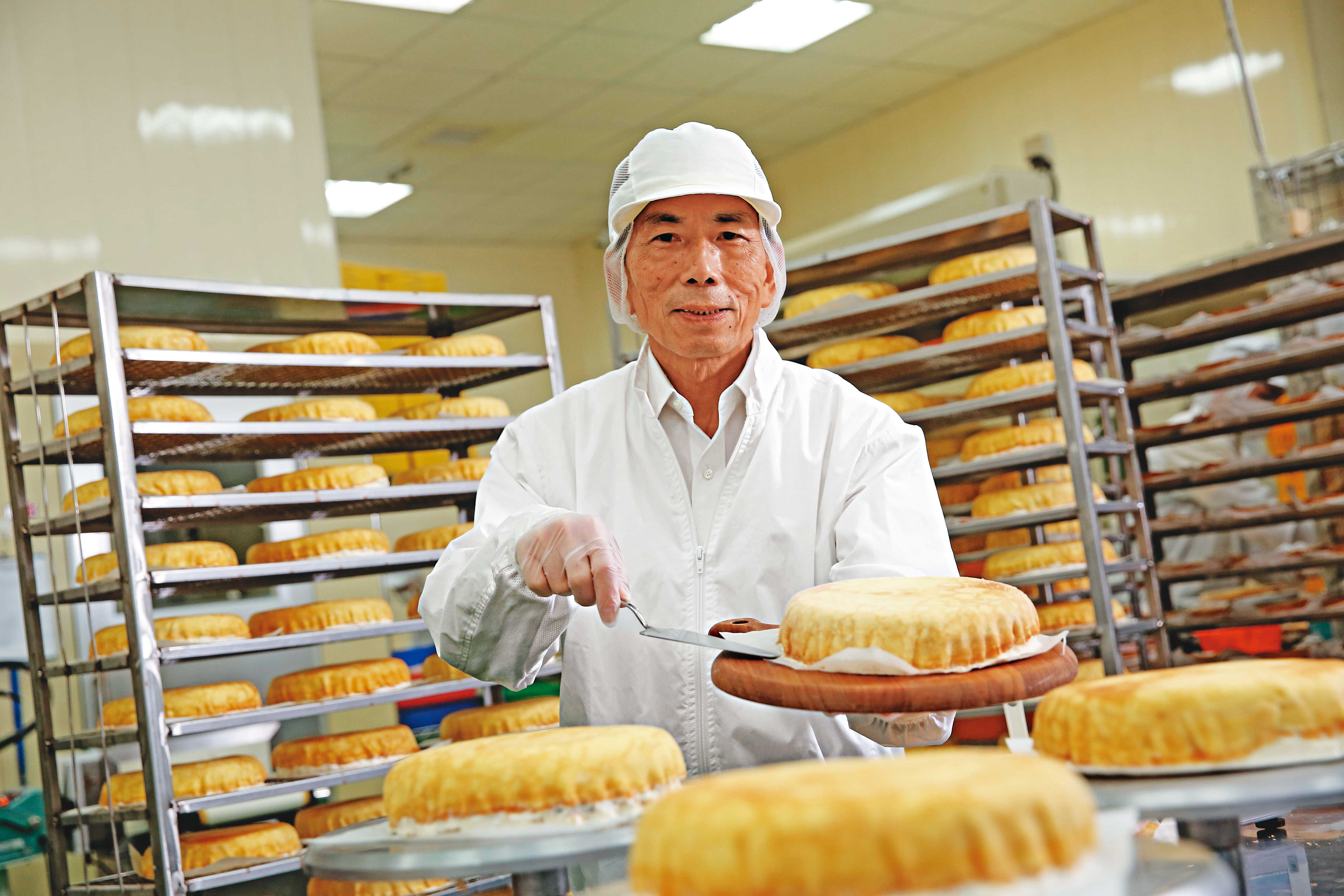 廖憲平1990年接手豐喜食品，從製造布丁開始，之後切入千層蛋糕市場，引起風潮。