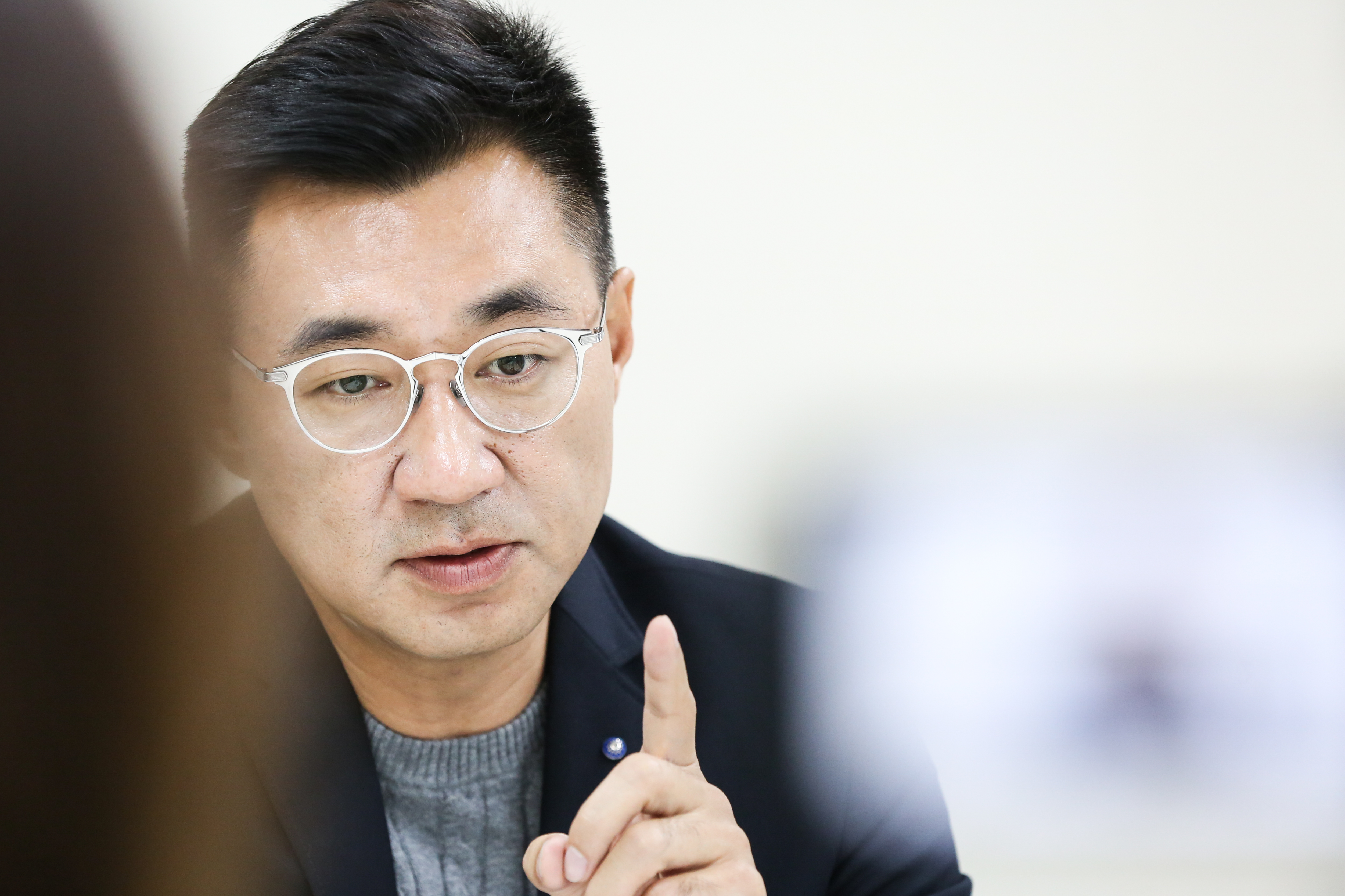 江啟臣認為吳斯懷負面聲量很高,「他只要有一點歪掉,不只個人歪掉,還會整個把國民黨往歪掉的地方帶」。(本刊資料照)