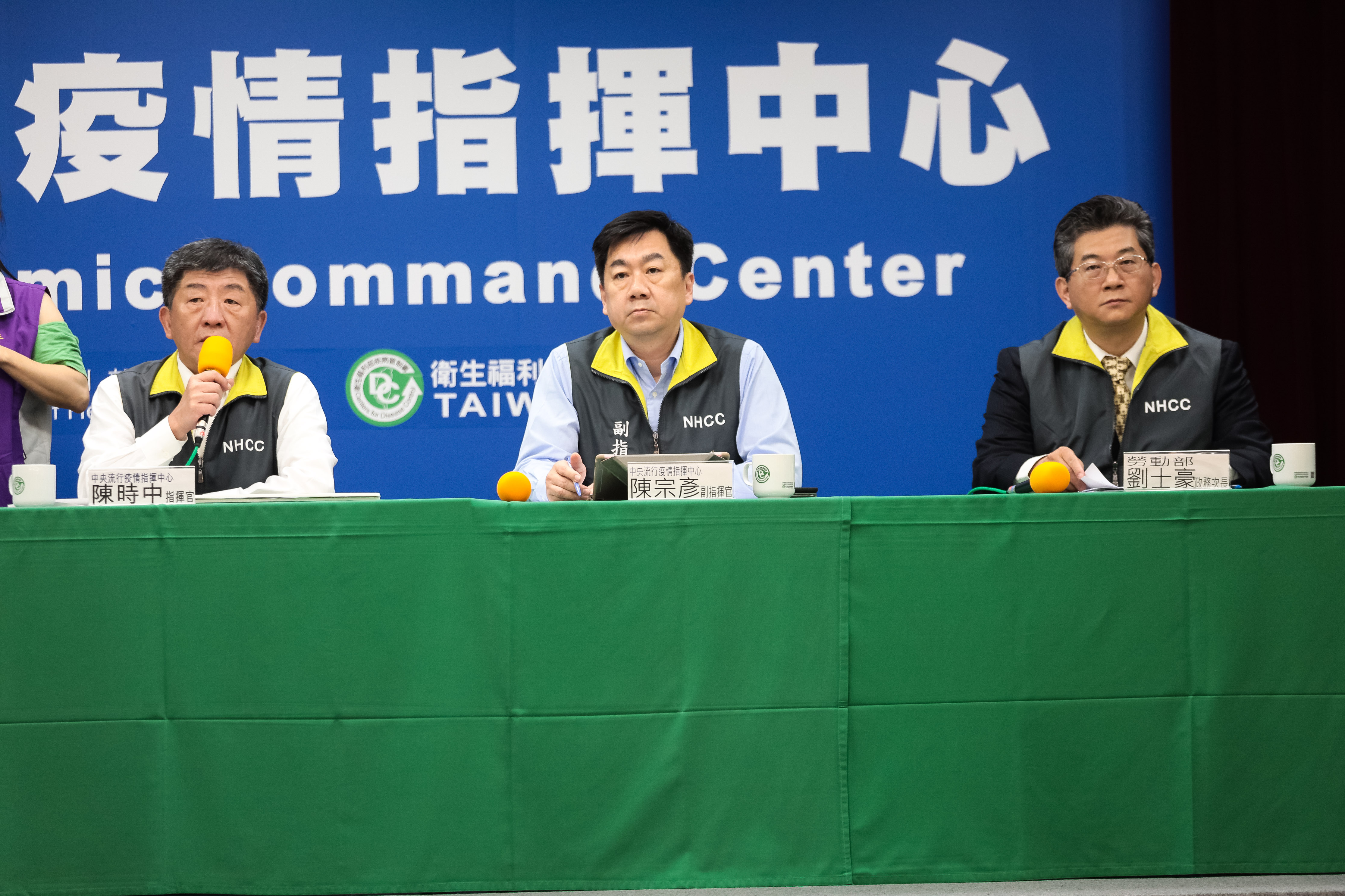 陳時中指出雖然入境人數趨減，風險相對降低，但民眾仍要注意防疫，並呼籲居家檢疫者也要忍耐。（中央流行疫情指揮中心提供）