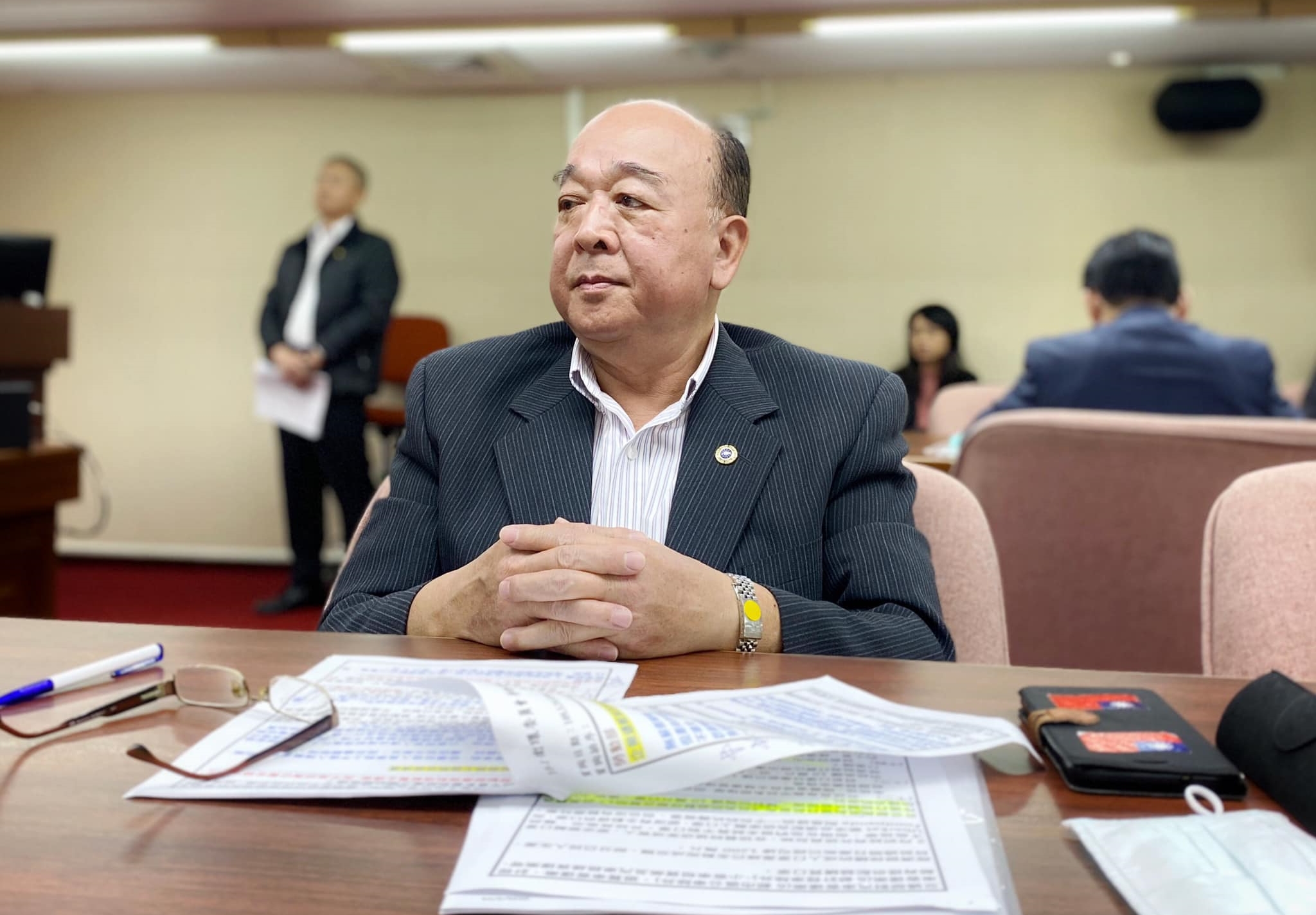 不分區立委吳斯懷正式成立官方粉專，還po文「正版吳斯懷底加啦」。（翻攝自吳斯懷臉書粉專）