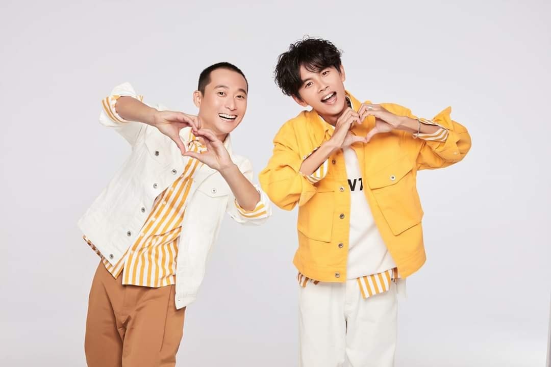 主持搭檔「浩角翔起」形容他們是同事而非好友，讓三木奮很有共鳴。（翻攝自官方粉絲專頁）