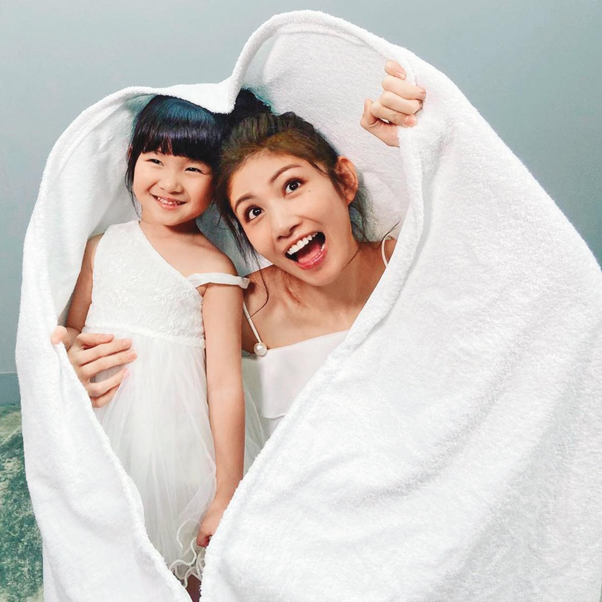 李千那近年行情看俏,廣告代言一一上門。(翻攝自李千那IG)