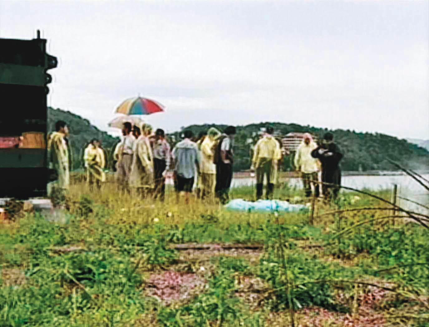 警方在日月潭打撈出2顆頭顱，後來經DNA比對，證實與台中發現的骨骸是母女關係。（東森新聞提供）