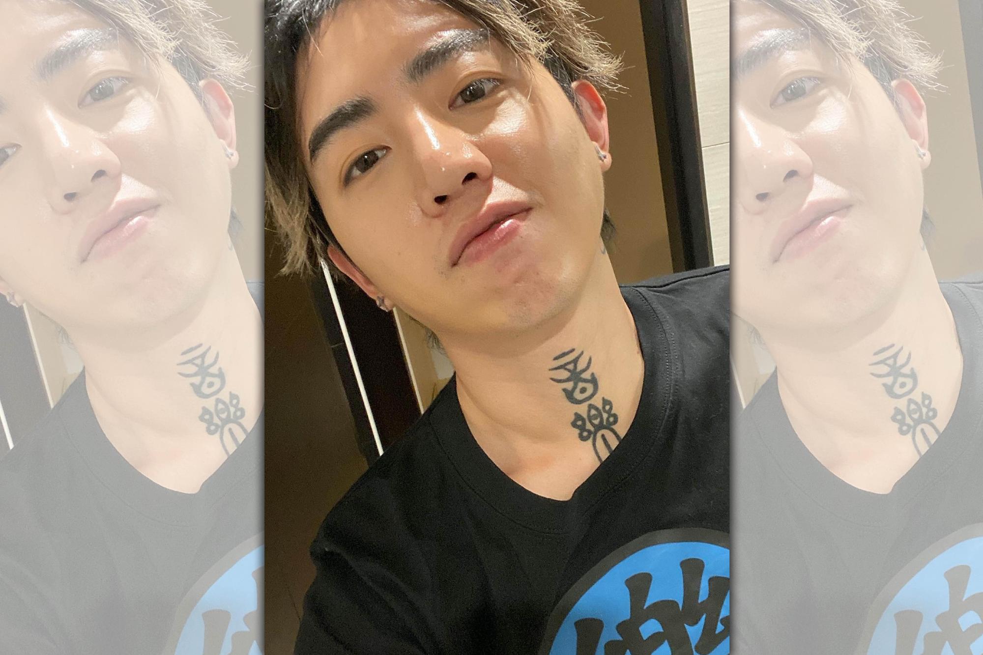 謝和弦因行為脫序,遭警方強制送醫。(翻攝自謝和弦臉書)