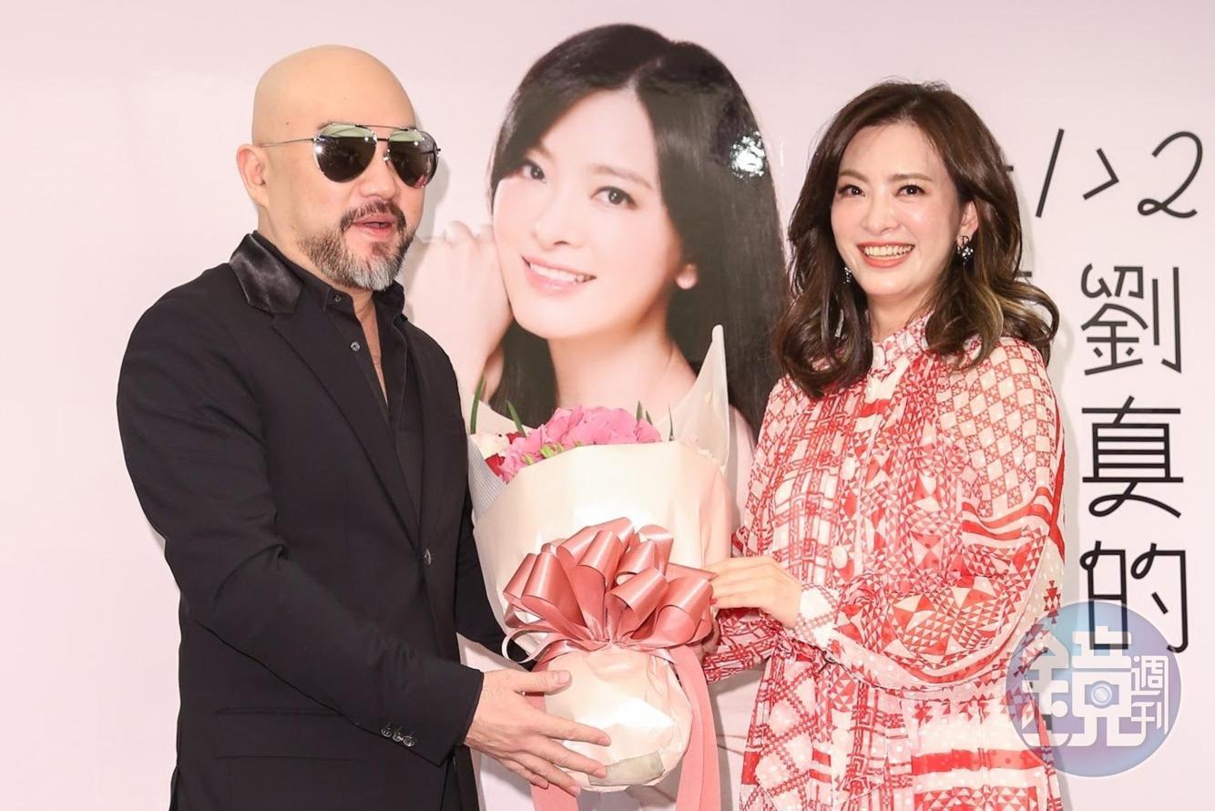 據悉辛龍花費130萬買下夫妻塔位,期望老死後能與愛妻劉真同長眠。