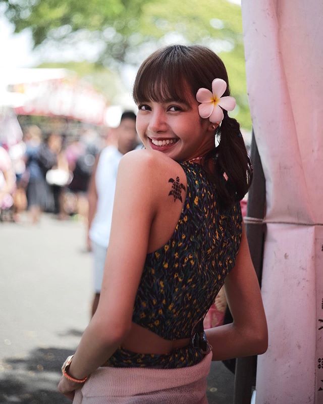 剛滿23歲的LISA,來自泰國,在韓國出道,是新生代的超級偶像。(翻攝自LISA IG)
