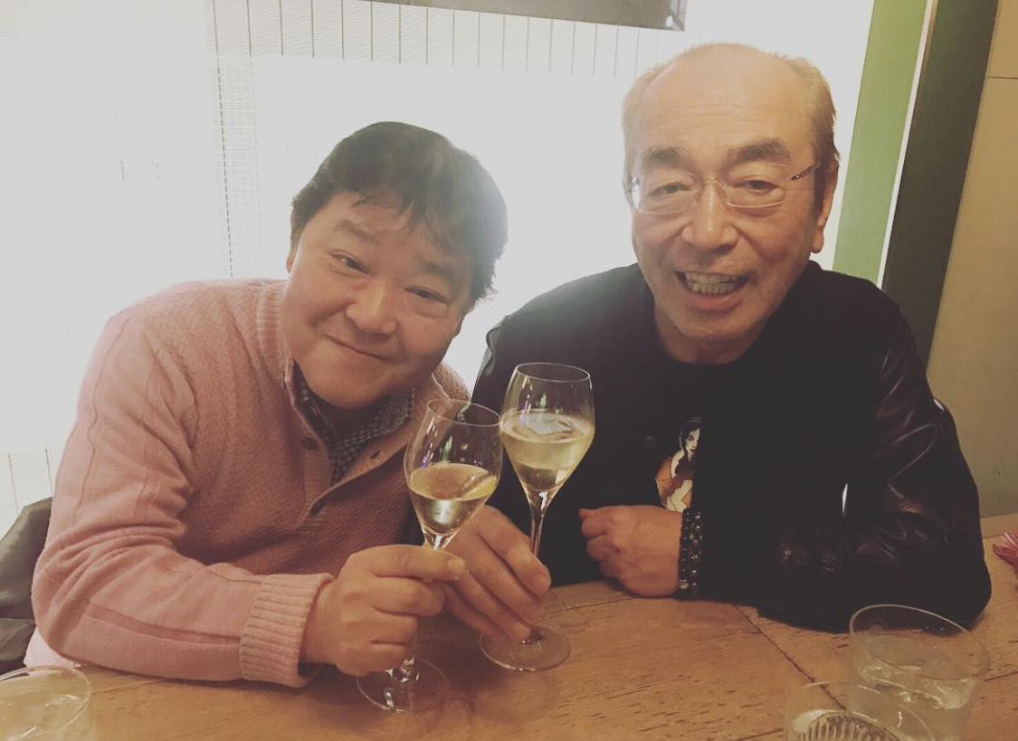 志村健平時愛泡酒店,眾人擔心感染源頭就來自這些公眾場合。(翻攝自志村健IG)