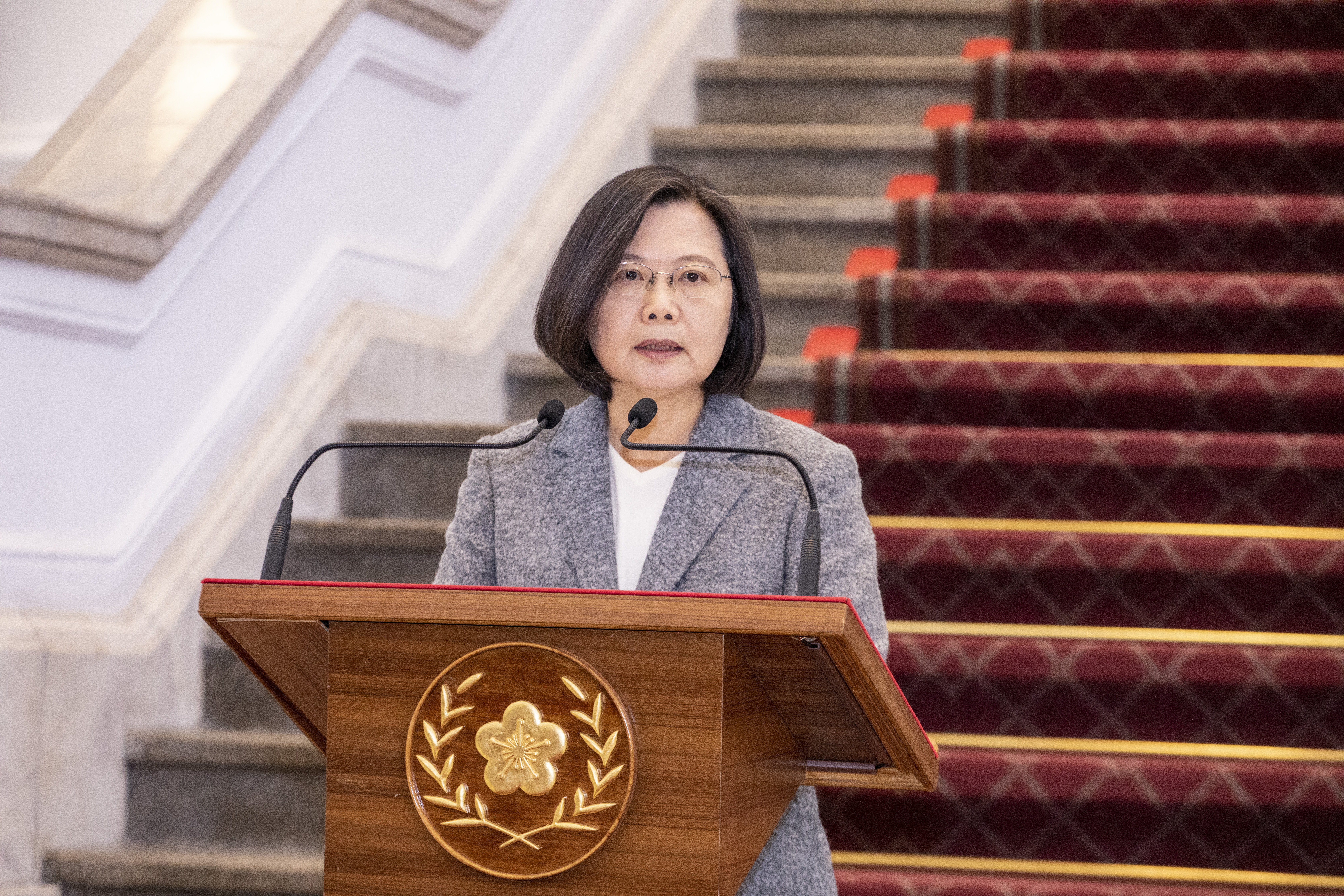 因應疫情期間防疫所需，蔡總統今（1日）上午在總統府敞廳發表談話。（本刊資料照）