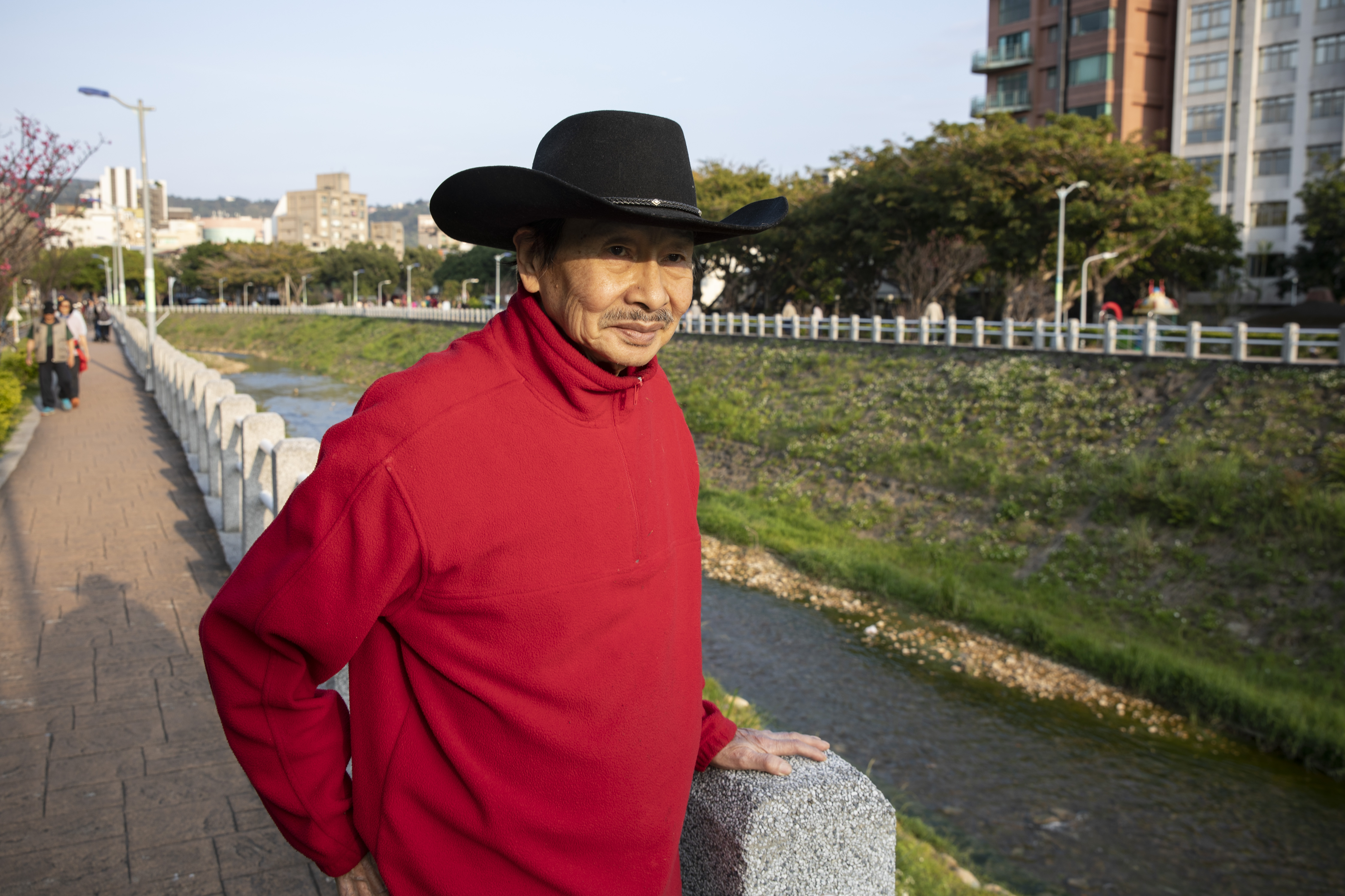 袁雲剛是四海創幫老大，目前在台北推廣青草養生教學。