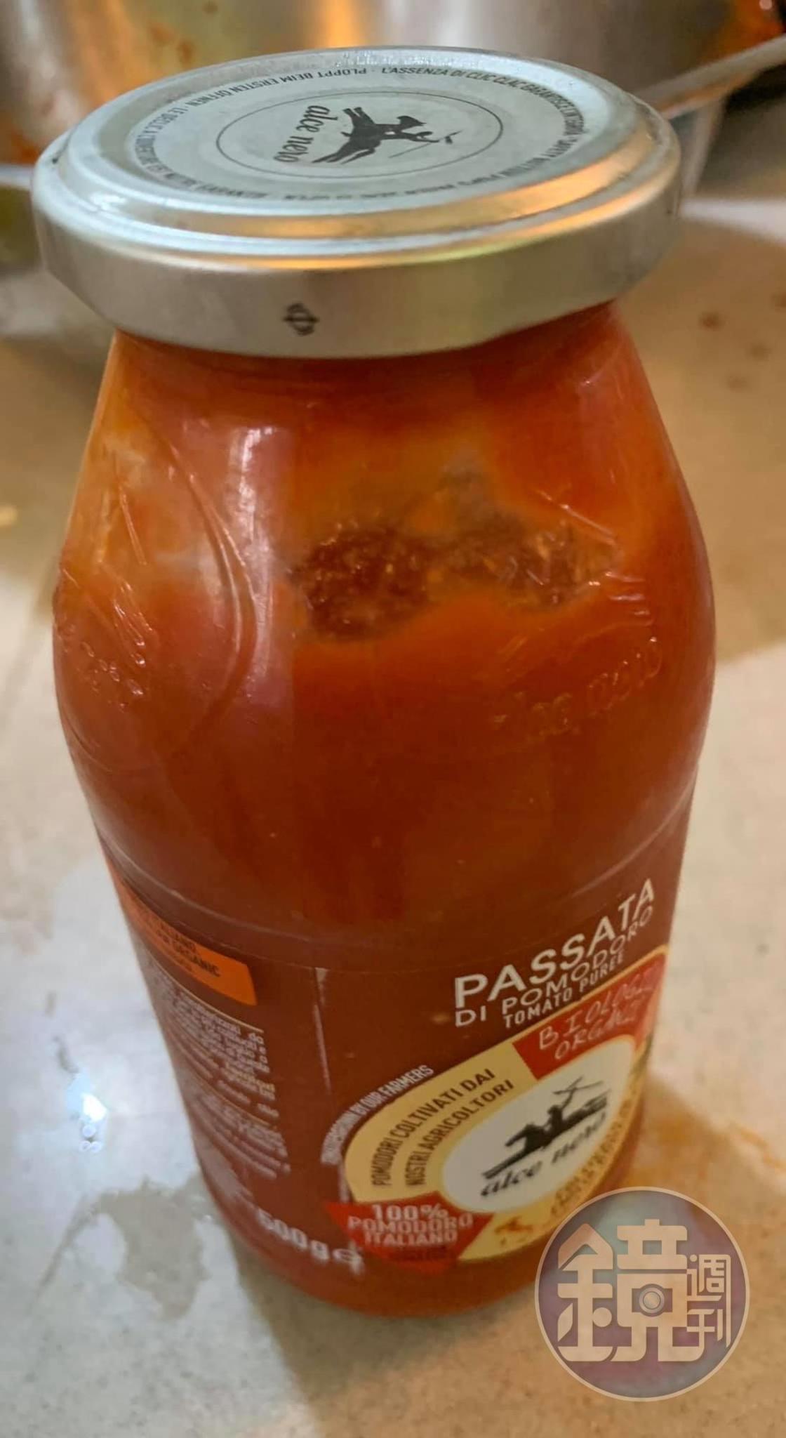 我用的番茄糊是義大利的品牌。