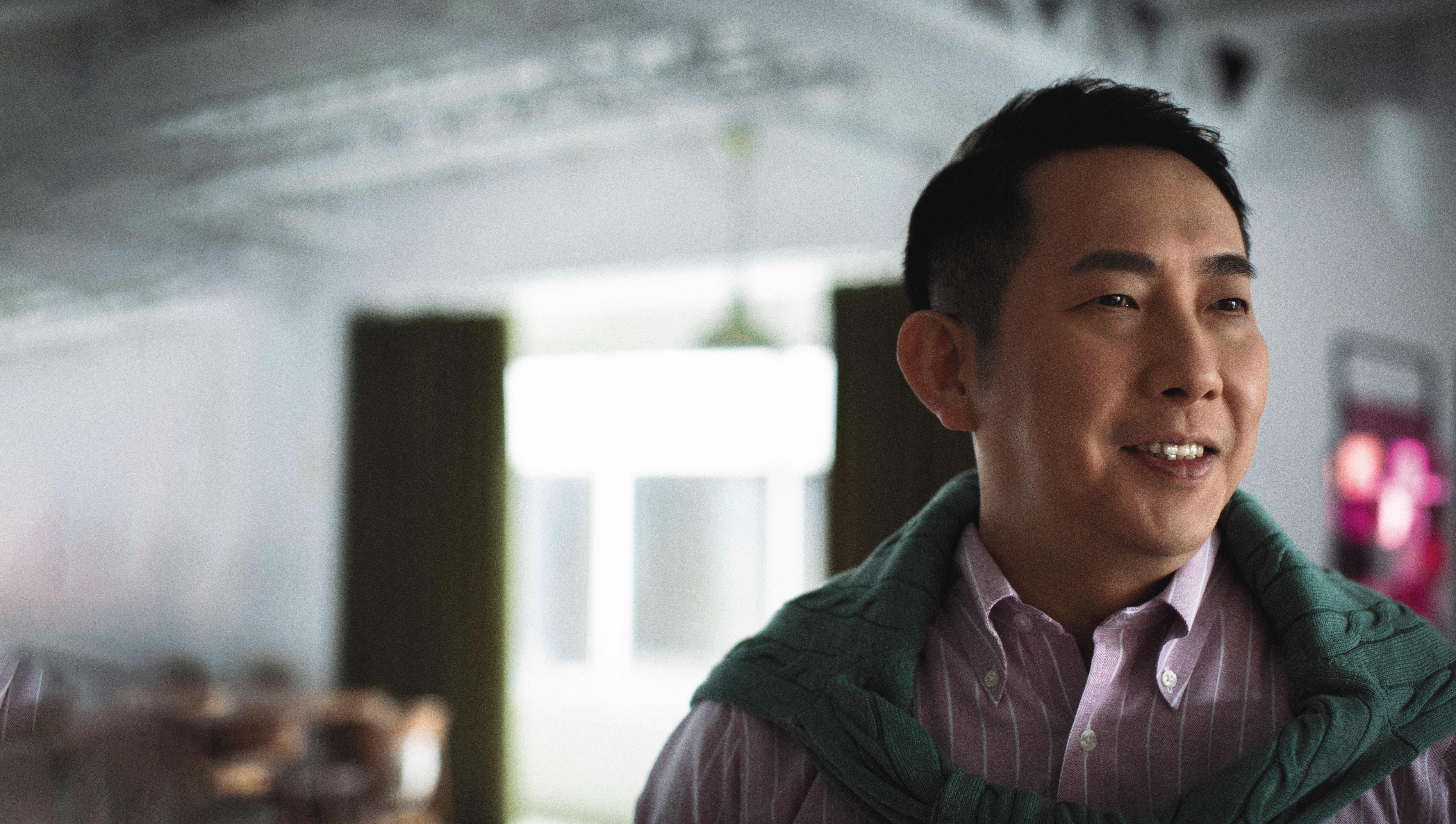 有很長一段時間，大家都熟悉電視節目中的屈中恆，現在他把重心轉移到舞台劇演出。