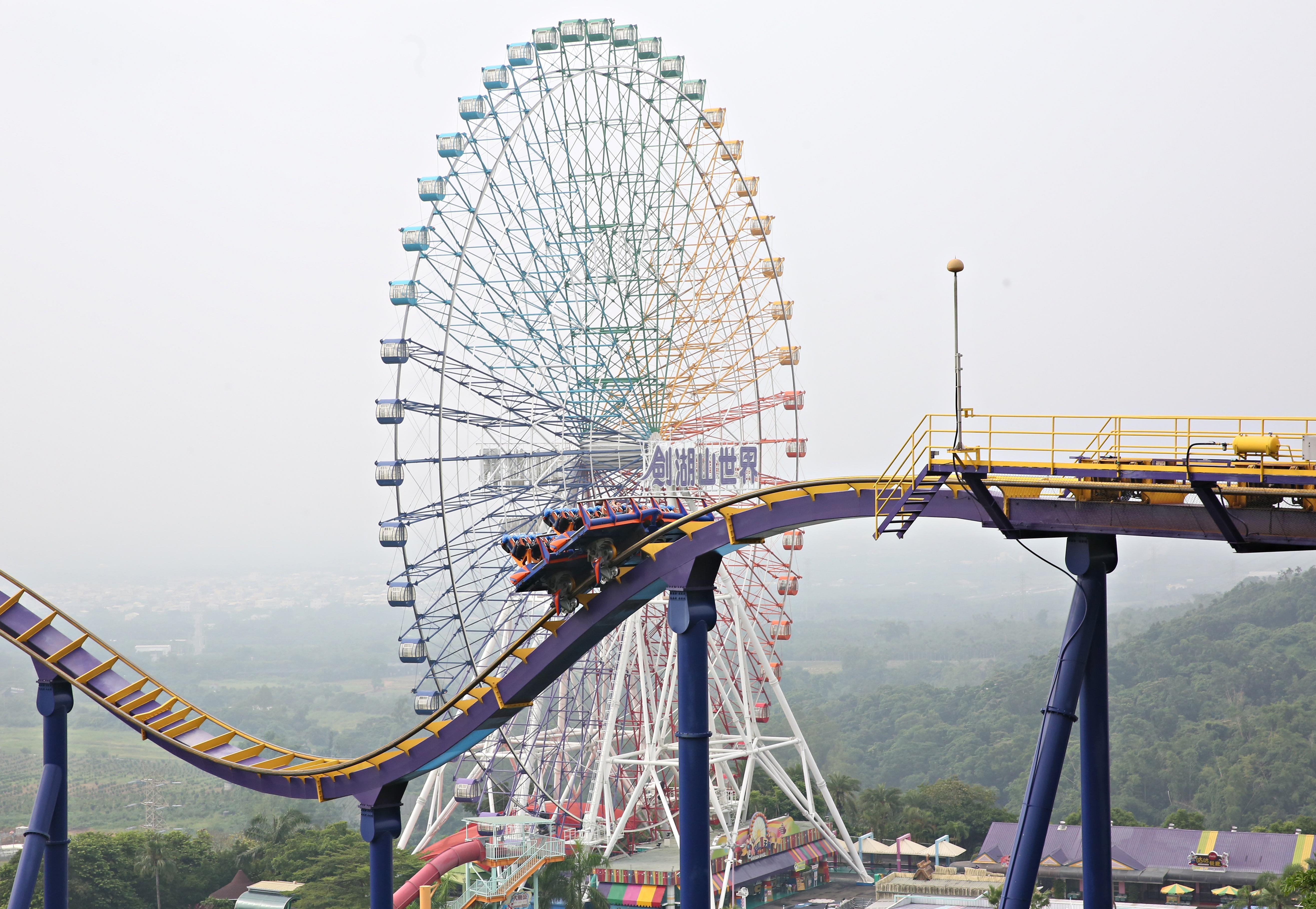 受到武漢肺炎疫情衝擊，劍湖山世界宣布明起週休二日。圖為本刊資料照。