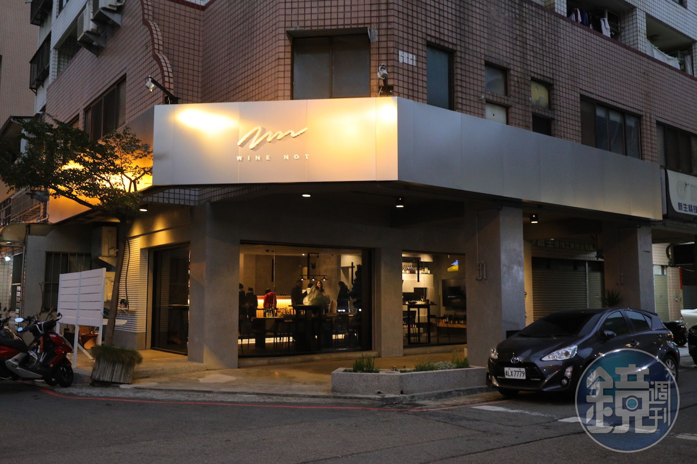 中台灣首家自然酒吧「WINE NOT wine shop」，話題性十足。
