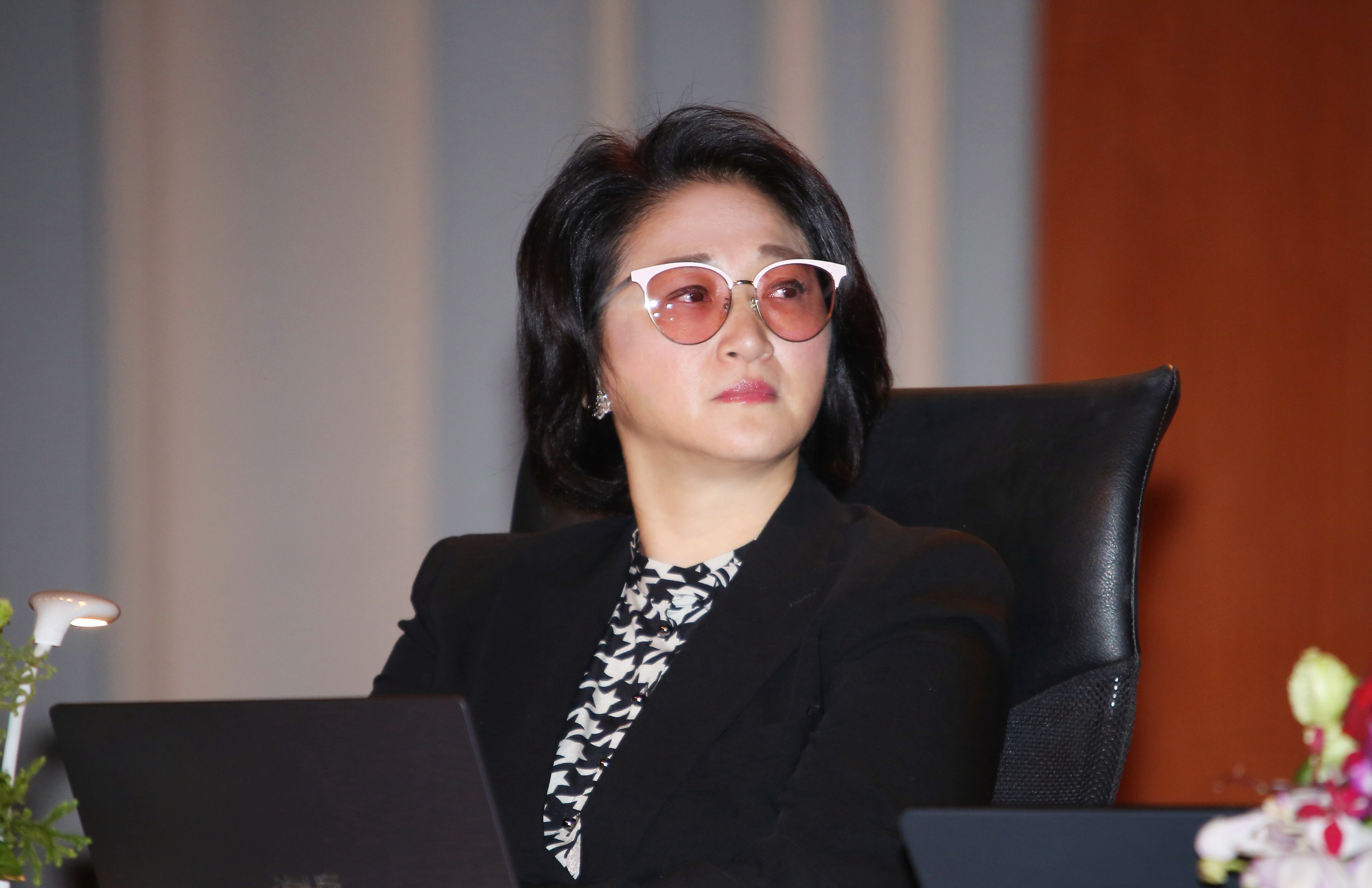 嚴陳莉蓮決定一次打消包括納智捷、華創與東風裕隆在內的資產減損，讓裕隆去年虧損高達244.65億元，創下裕隆67年來最高紀錄。