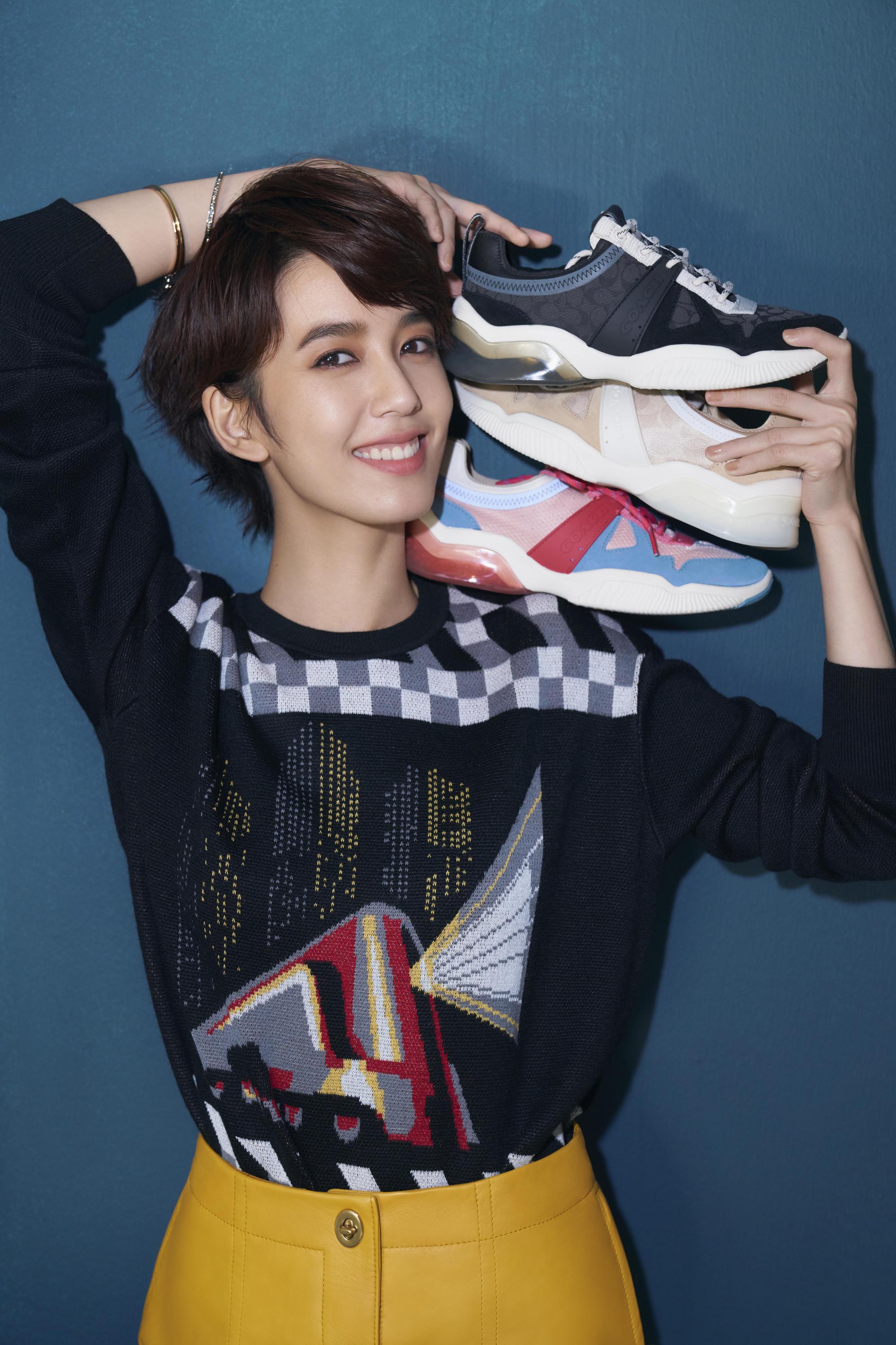 COACH本季的CitySole 運動鞋色彩鮮豔復古，很適合春夏的服裝搭配。（COACH提供）