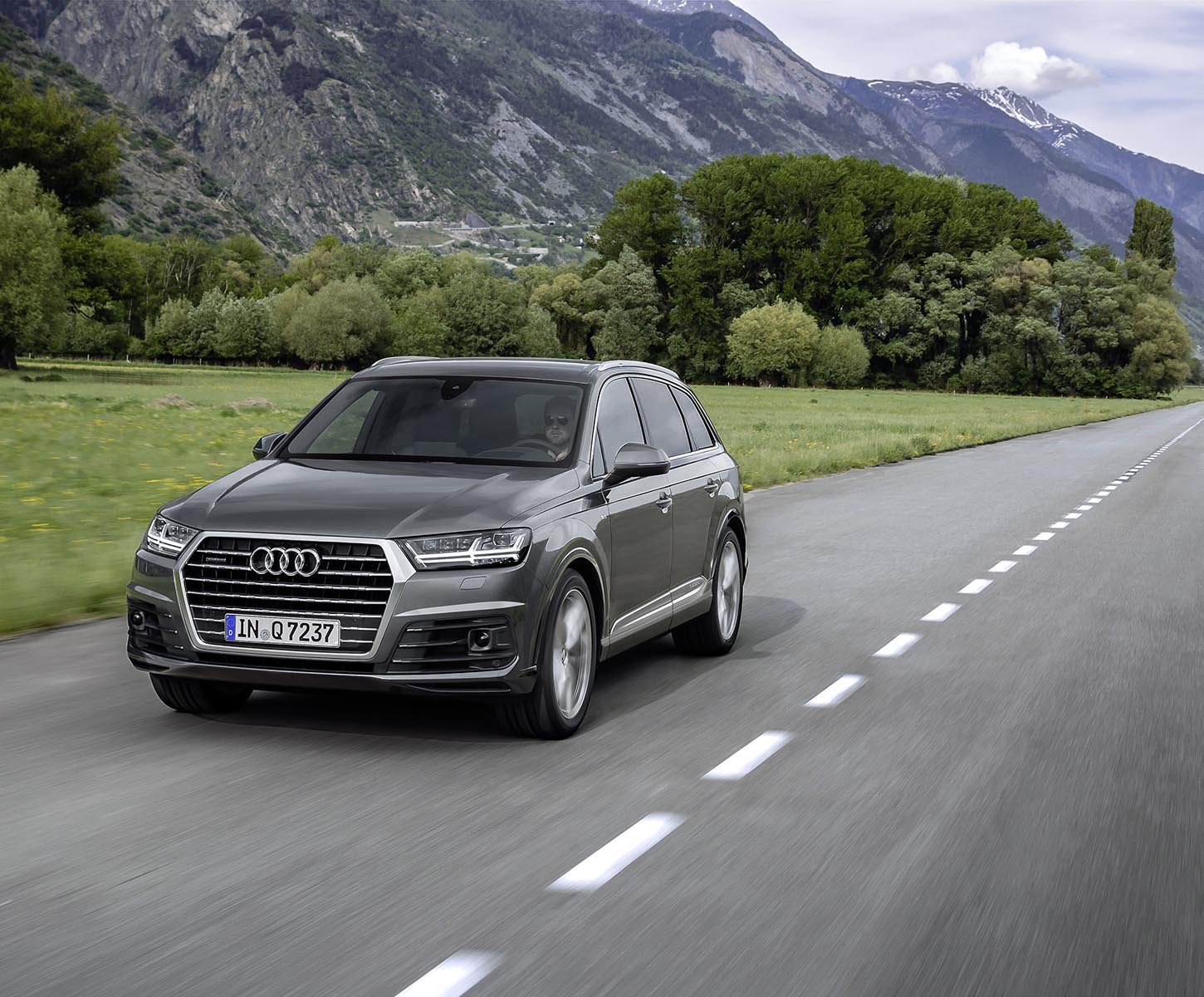 【新車發表】配備加量不加價　Audi Q7 S-Line登台