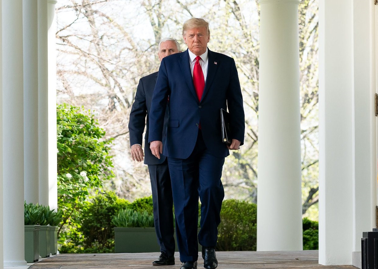 川普一天內兩度將炮口對準世界衛生組織。（翻攝自美國白宮臉書）