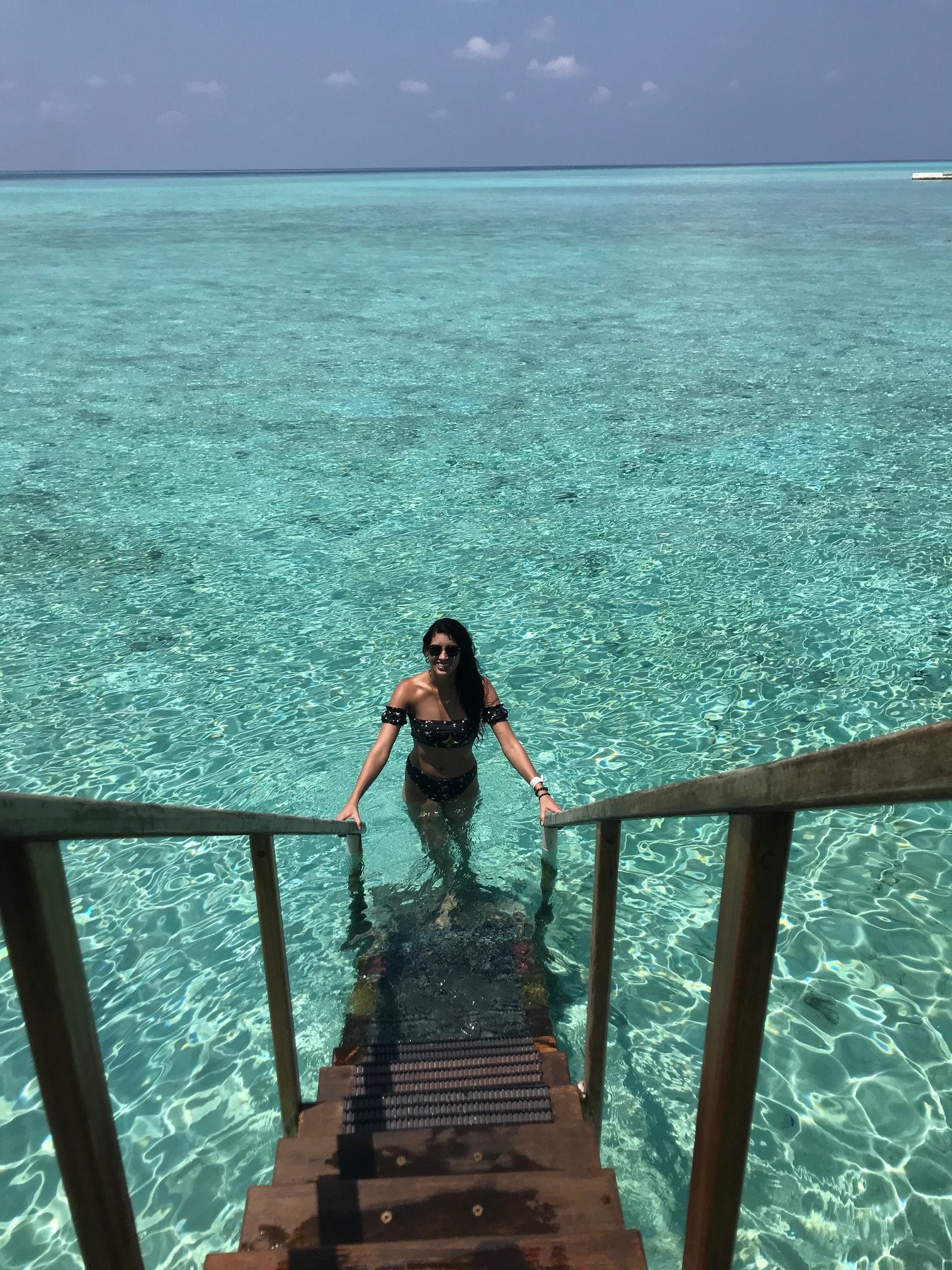 南非夫妻每天看海玩水,不必再為旅費擔憂。(翻攝自網路)