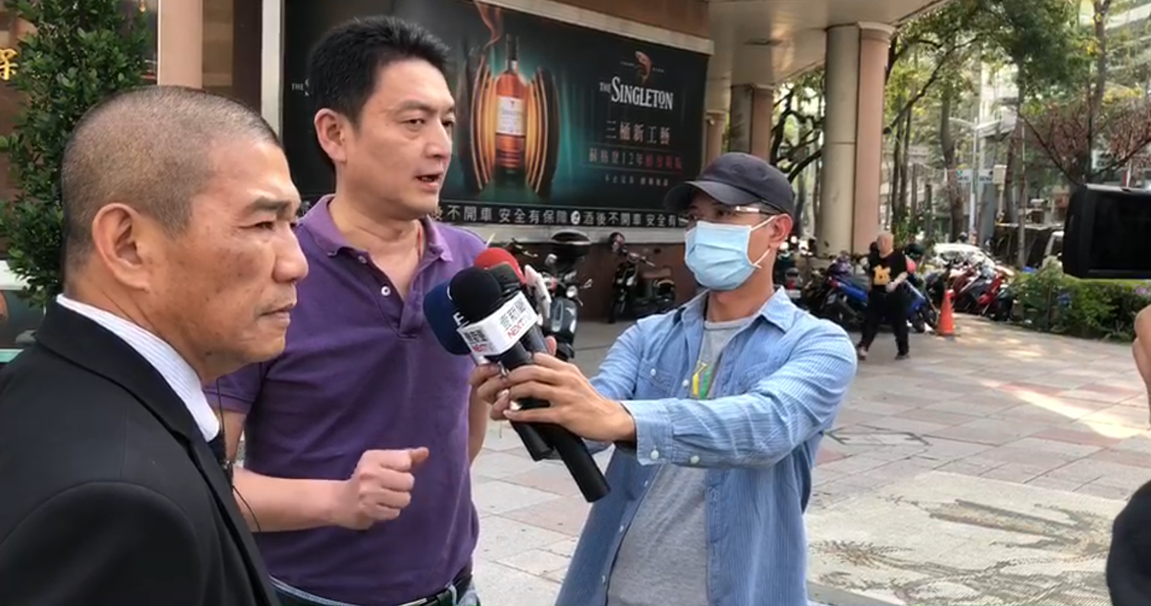 金芭黎舞廳業者表示，將配合政府政策全面停業。（讀者提供）