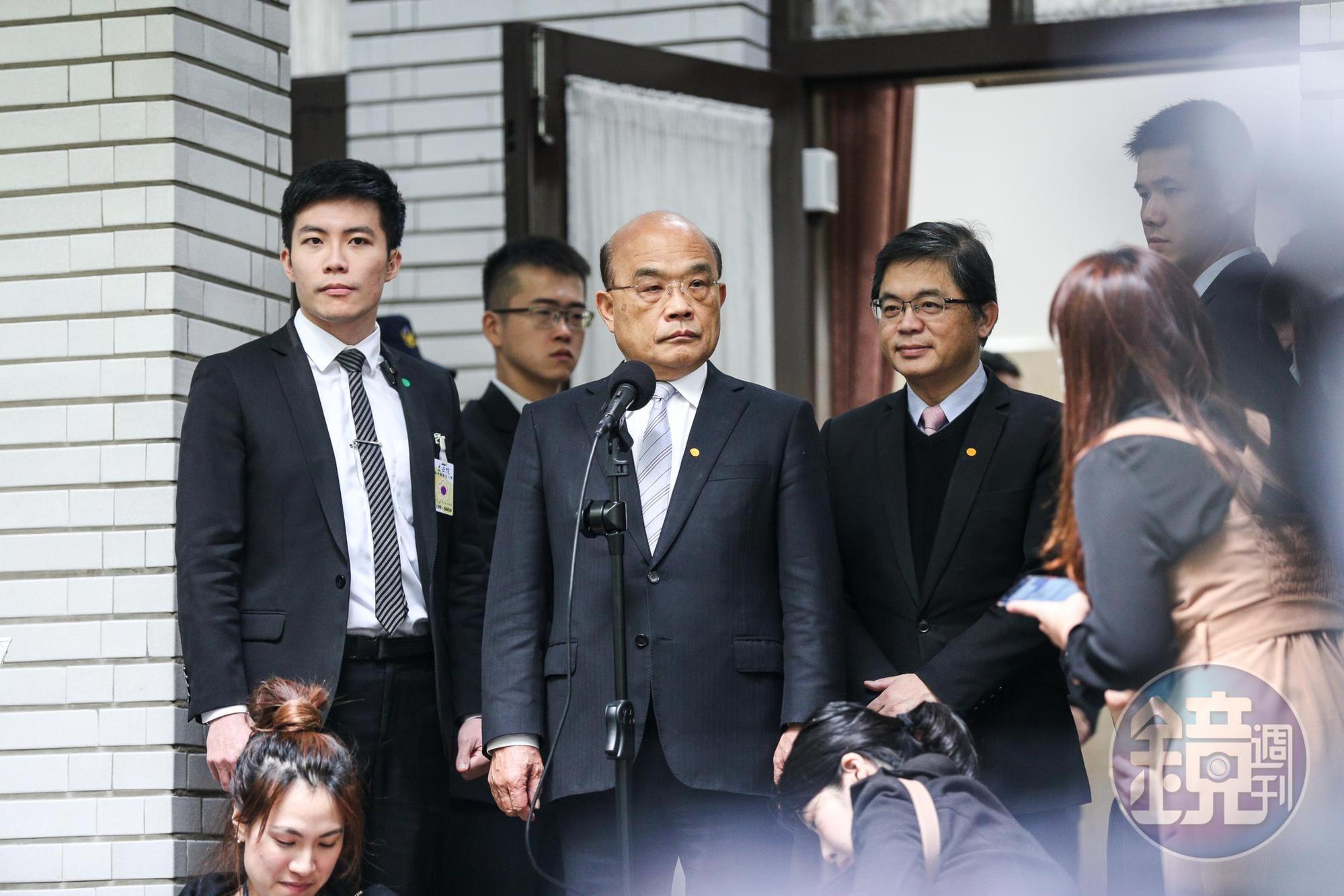 行政院長蘇貞昌在立法院受訪。