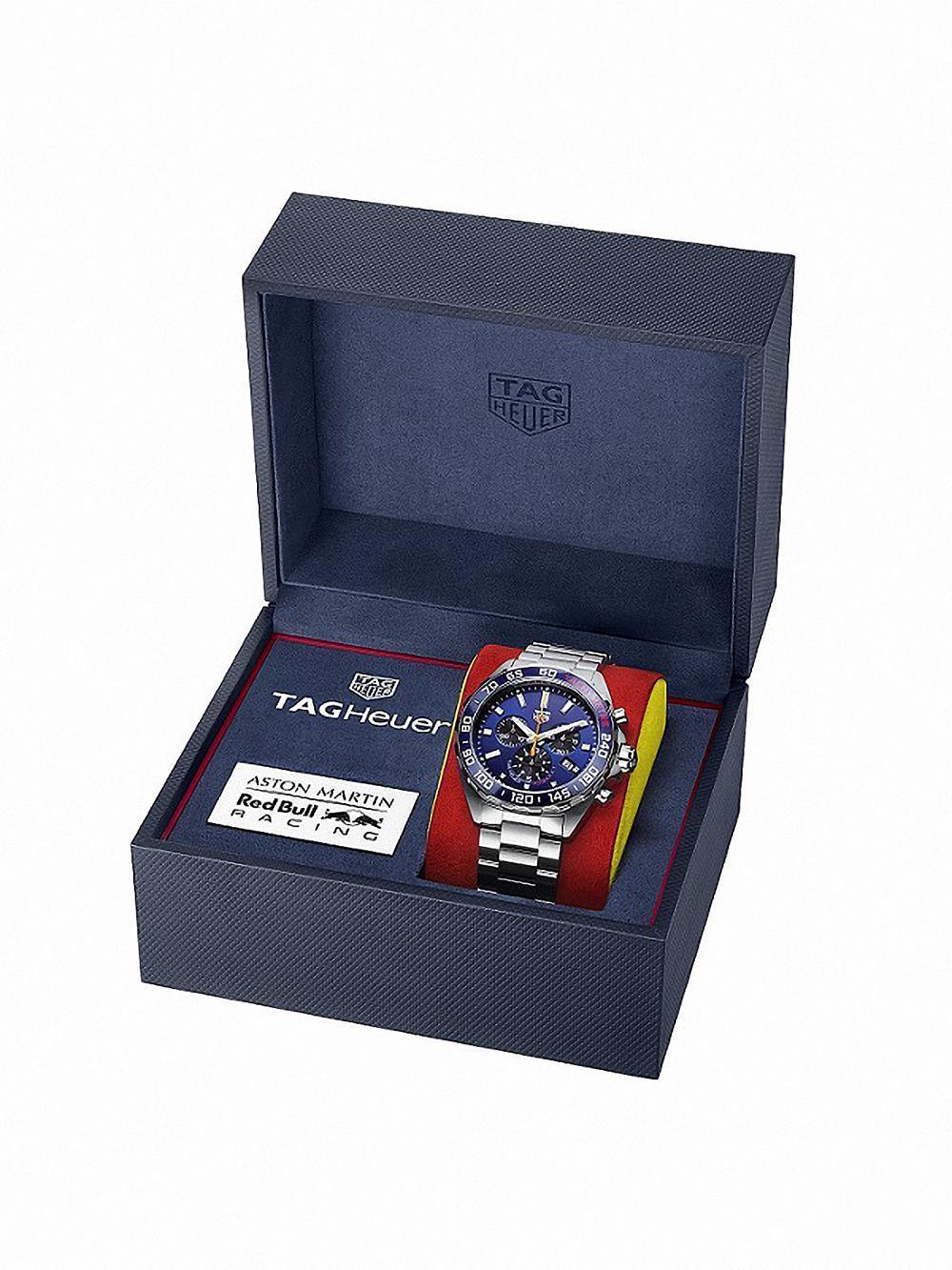 TAG Heuer ASTON MARTIN 紅牛F1車隊2020特別版聯名腕錶。