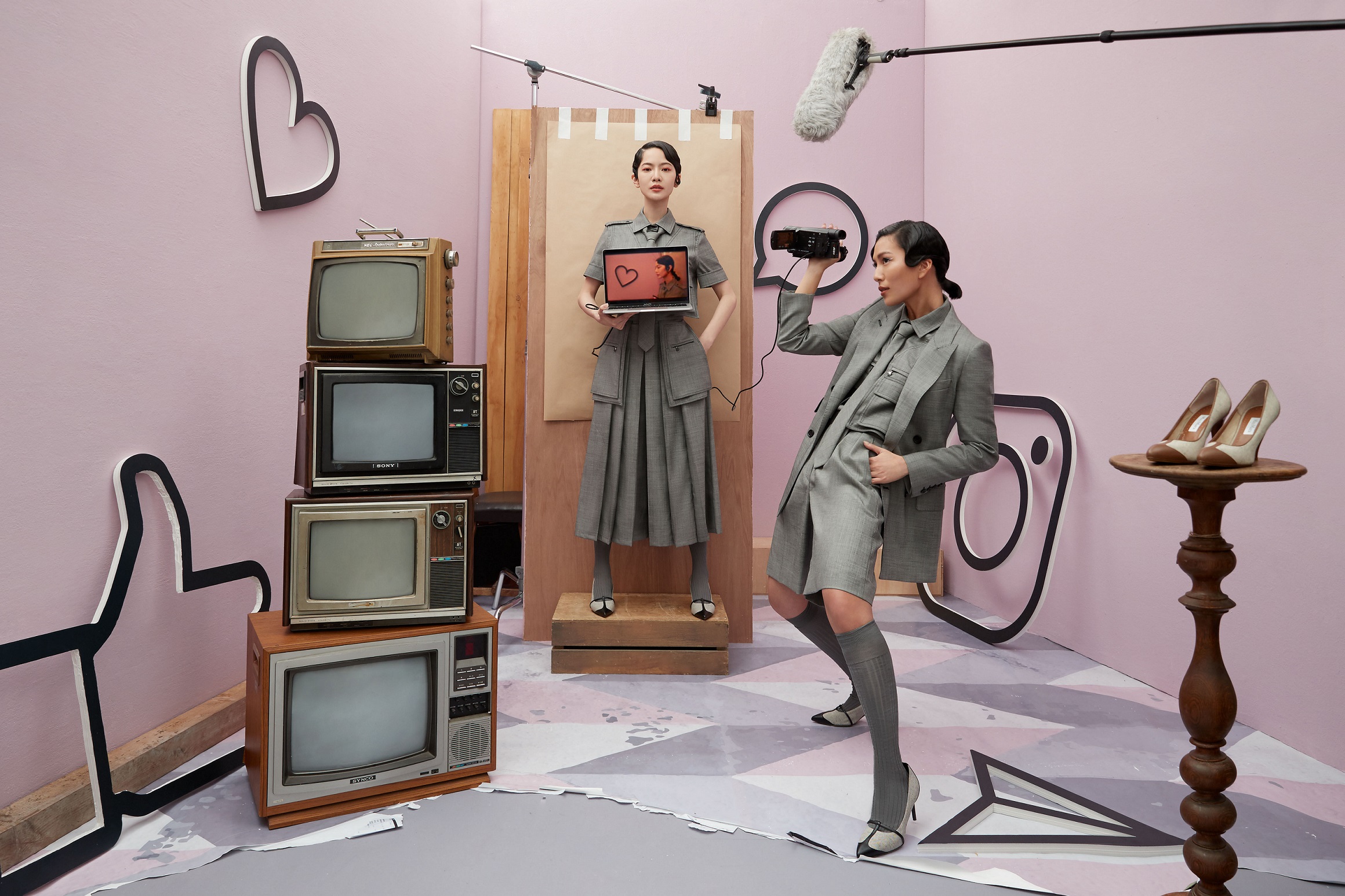 Max Mara本季找來曾之喬與莫莉，以Max Mara 2020 春夏「女特務」的衣櫥為靈感，拍攝一系列時尚大片。（Max Mara提供）