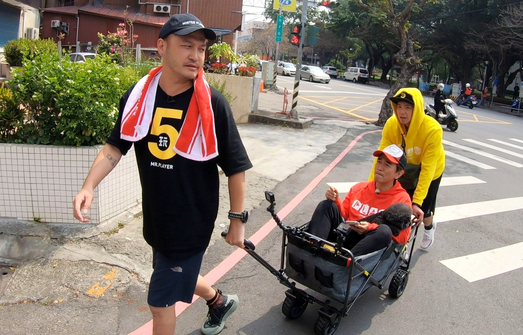 KID回歸《綜藝玩很大》卻遭網友譏笑臉胖像極資深藝人余天。（三立提供）