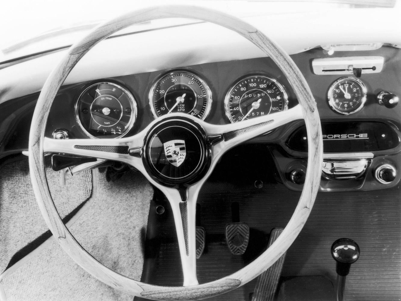 1964年Porsche 356 C方向盤。
