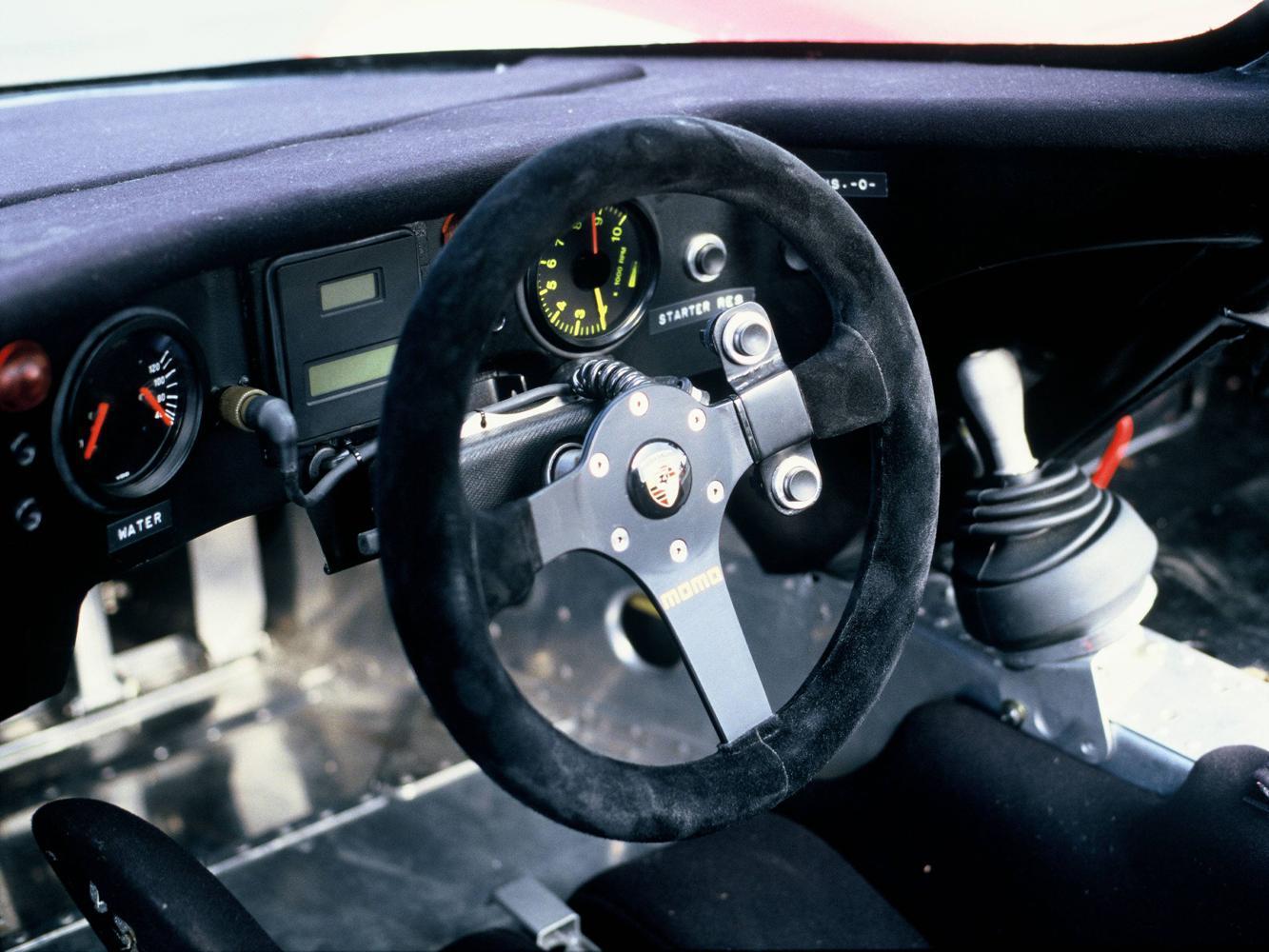 1986年Porsche 962方向盤。